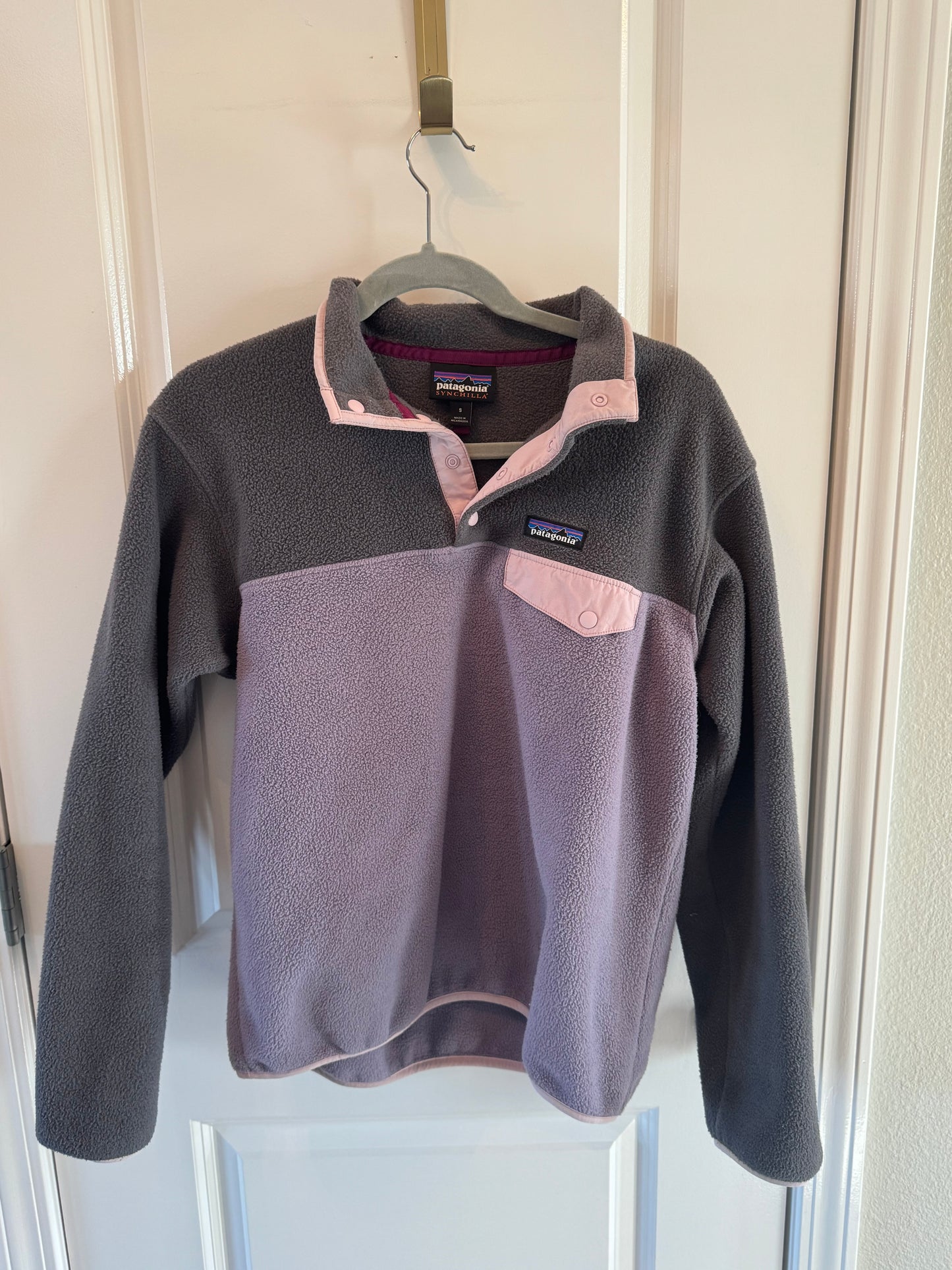 Patagonia Lightweight Synchilla Snap-T Pullover Fleece Women’s Small Smokey Violet