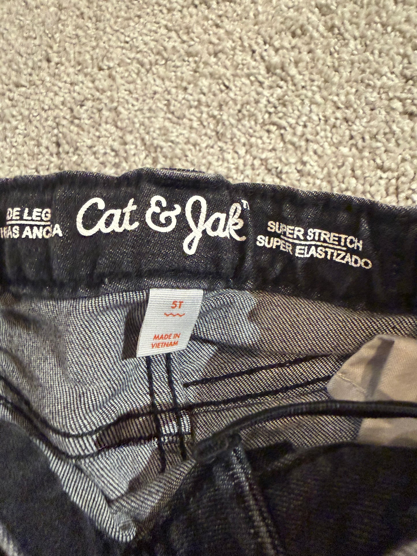 Cat & Jack Bow Jeans Size 5
