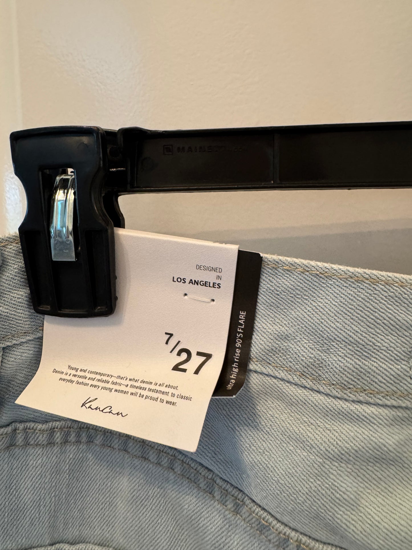 Kancan Ultra High Rise 90s Flare Jeans Jr’s Size 7 (Women’s 27) NWT