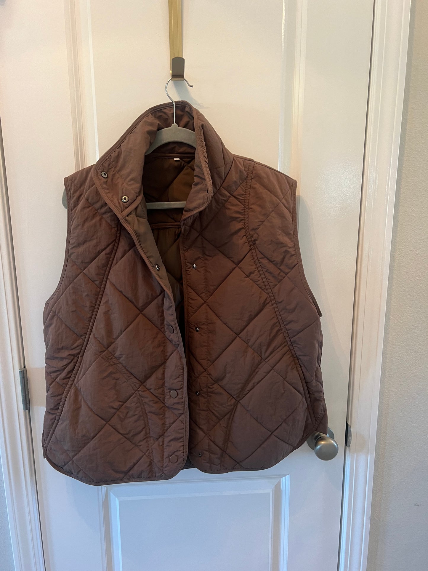 Quilted Puffer Vest Women’s Size XL Brown