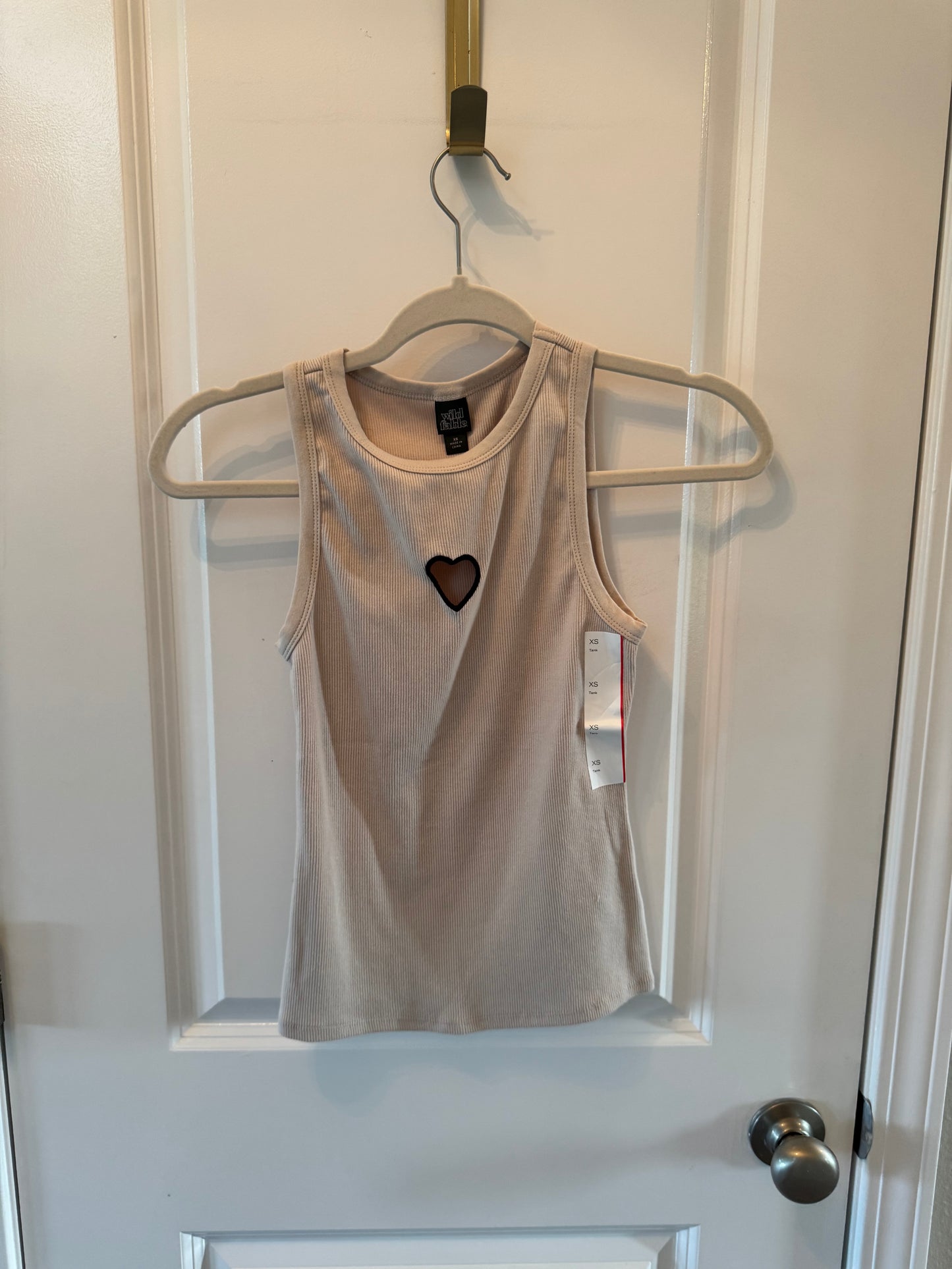 Wild Fable Heart Cut Out Knit Tank Women’s XS NWT