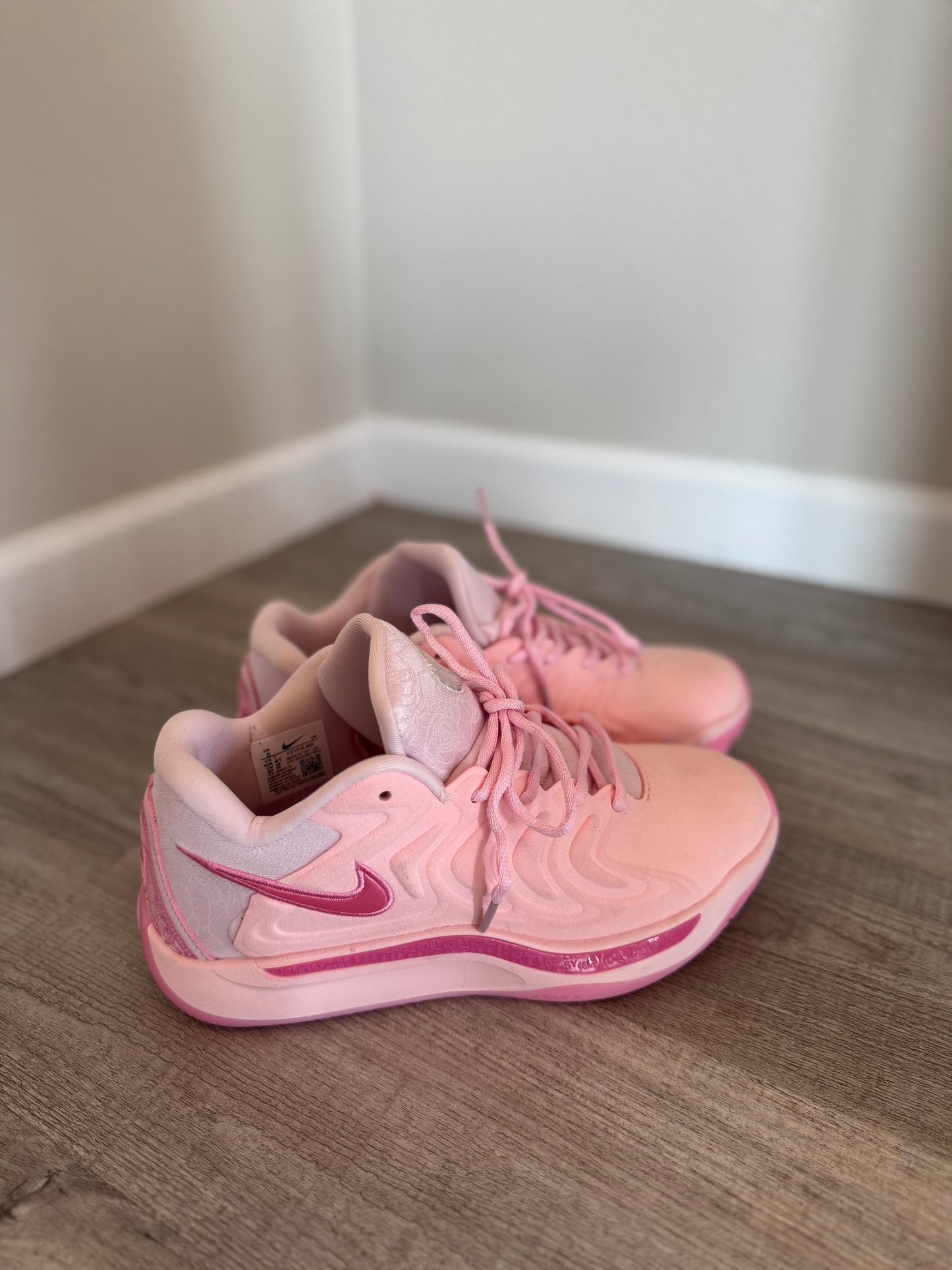 Nike KF 17 NRG Aunt Pearl Basketball Shoes Men’s Size 8 (Women’s 9.5)