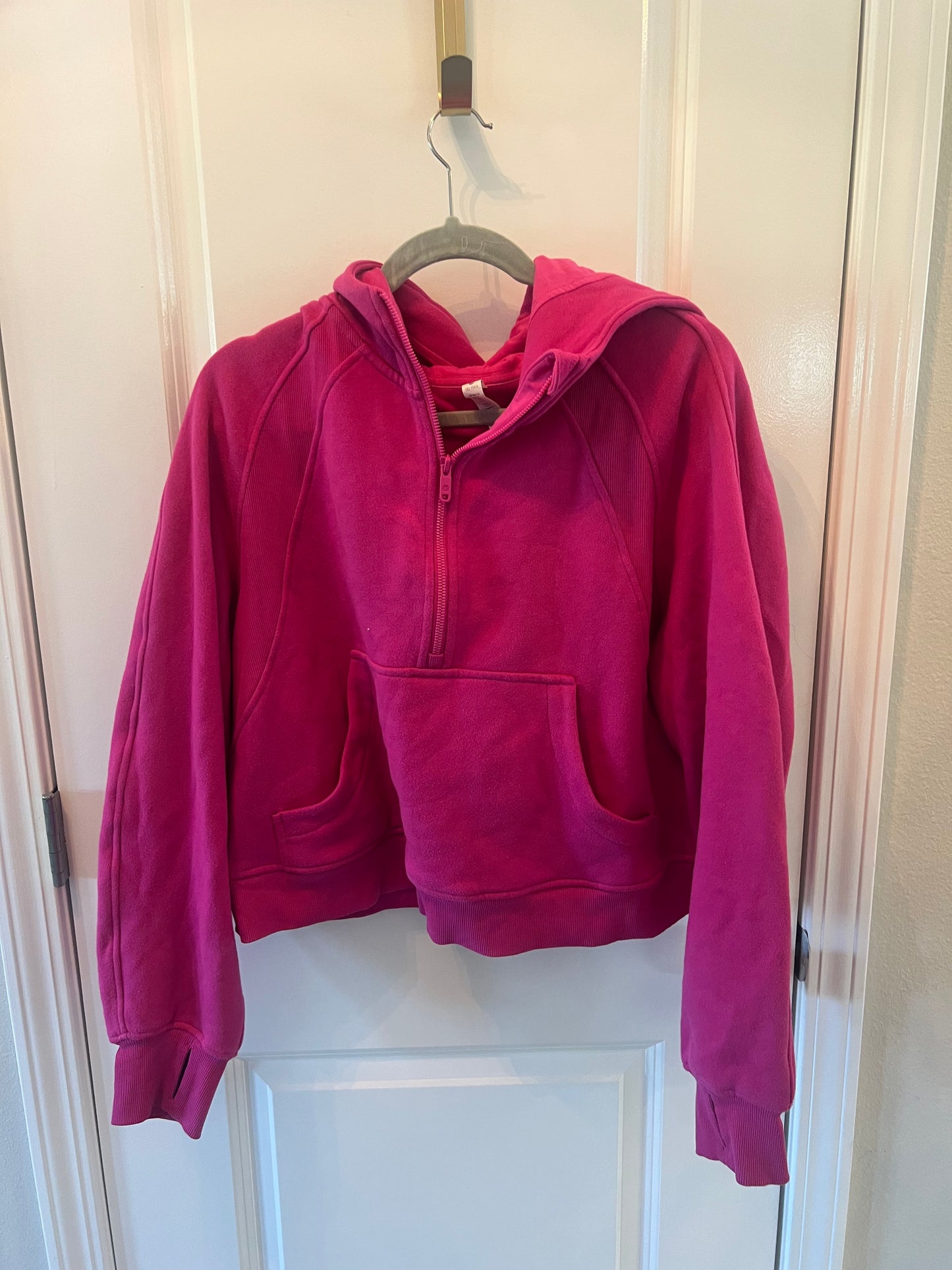 Crazy Yoga Half Zip Hooded Pullover Women’s Size Medium Hot Pink