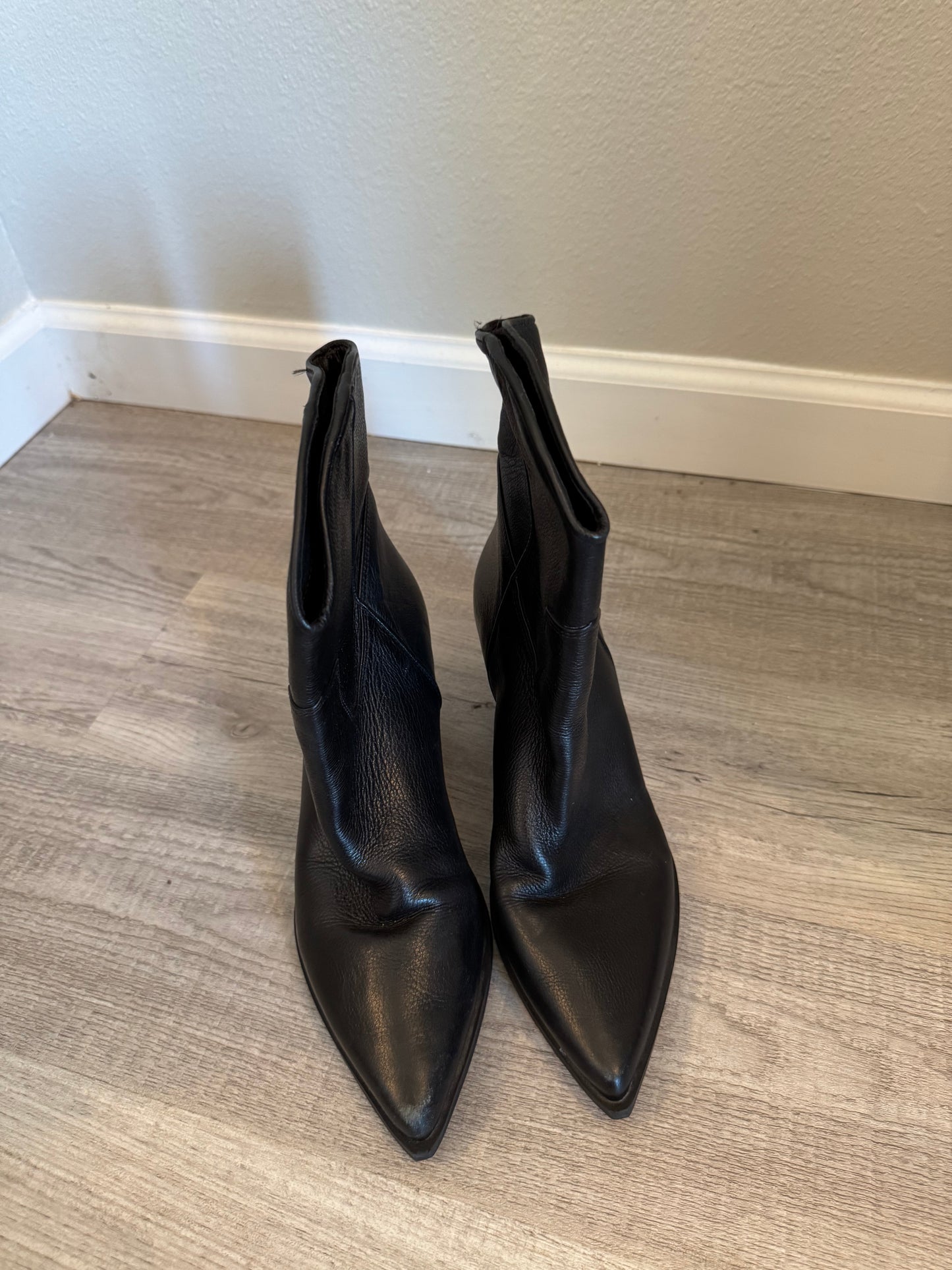 Leather Western Boots Women’s Size 8 Black