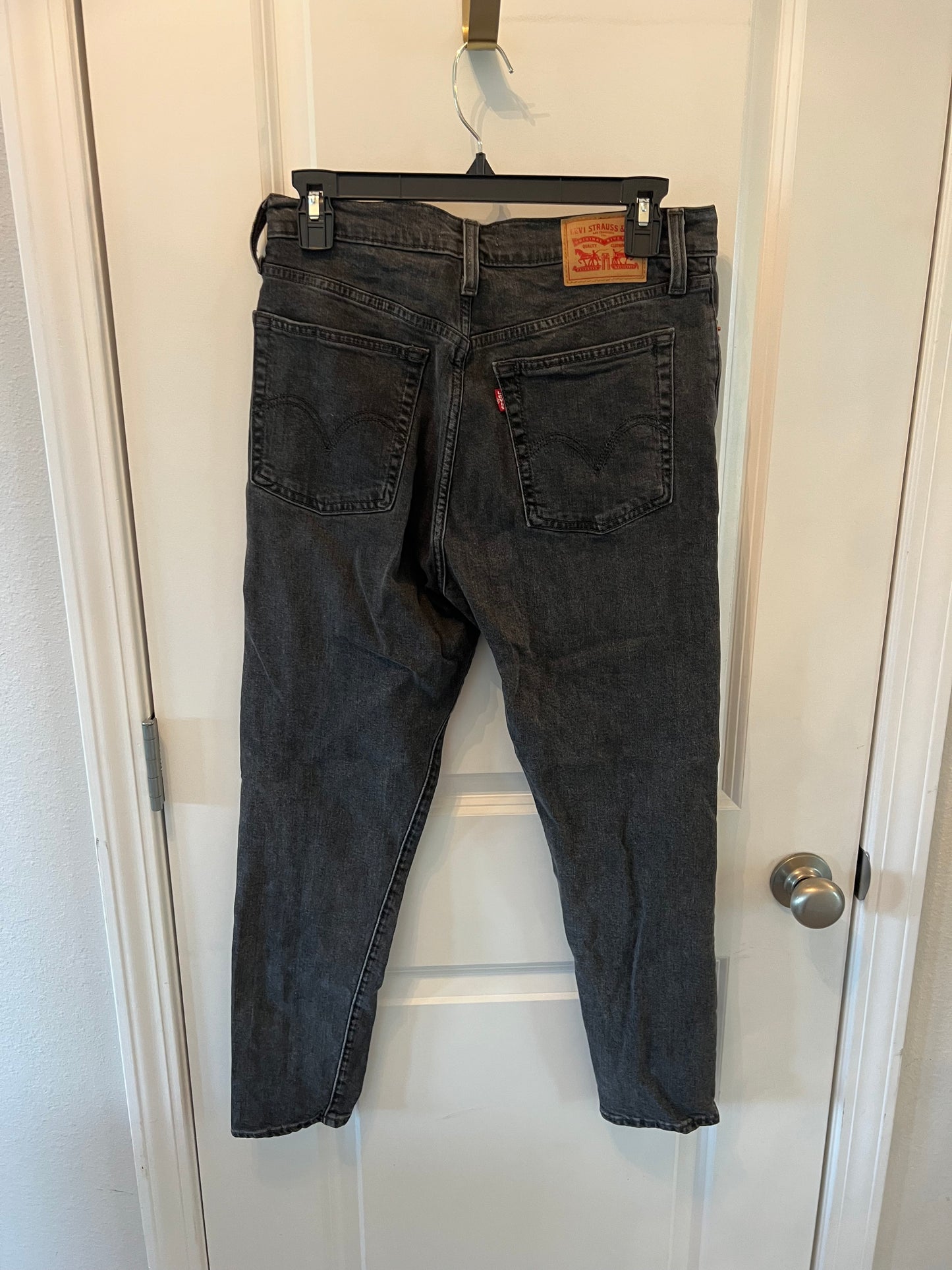 Women’s Levi’s Wedge Skinny Size 29