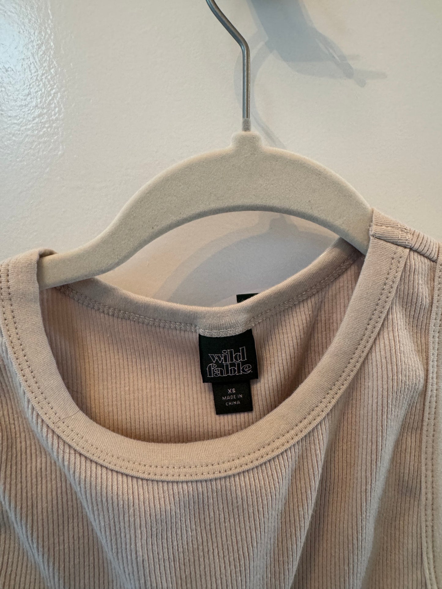 Wild Fable Heart Cut Out Knit Tank Women’s XS NWT