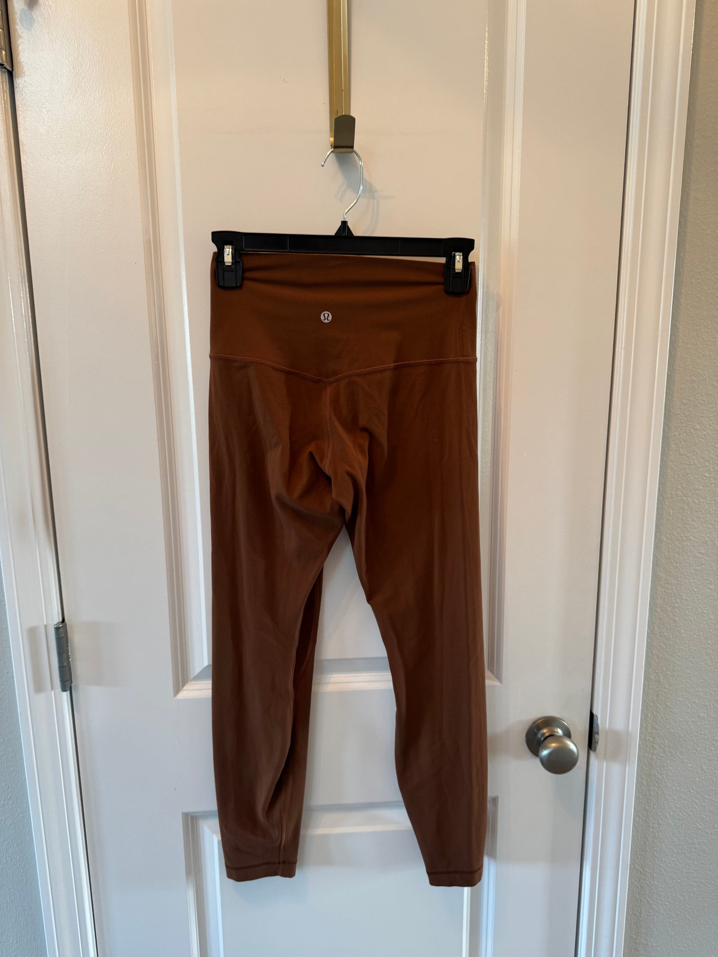 Lululemon Crop Leggings Women’s Size 6 Brown