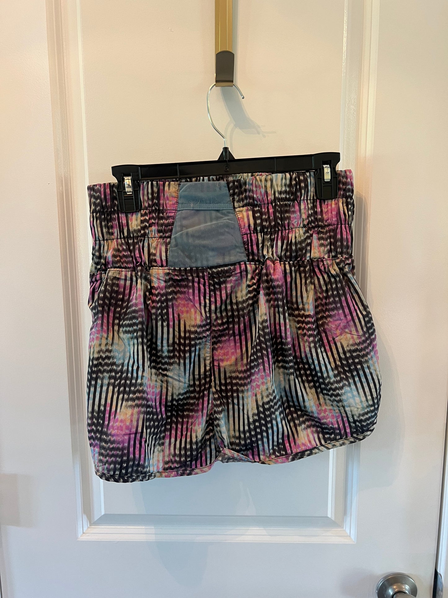 Free People FP Movement Printed Active Shorts Women’s Size Large 12-14 Black Multi