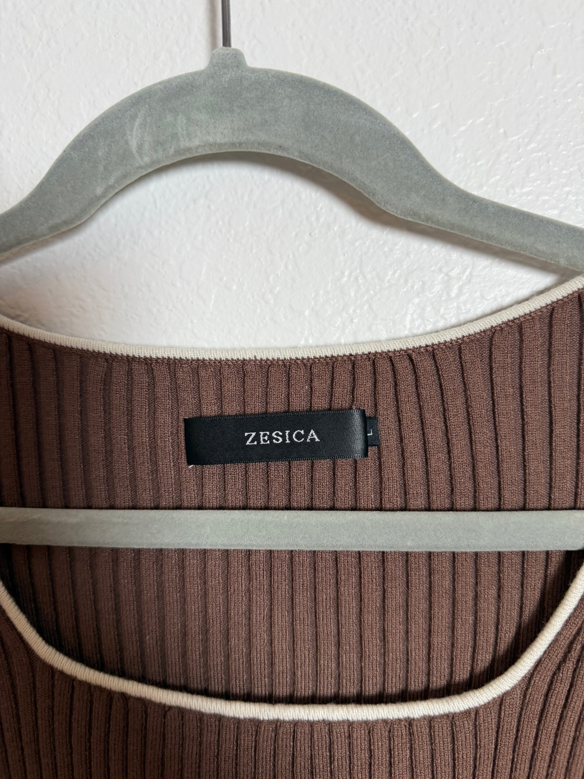 Women’s Brown Ribbed Top Size Large