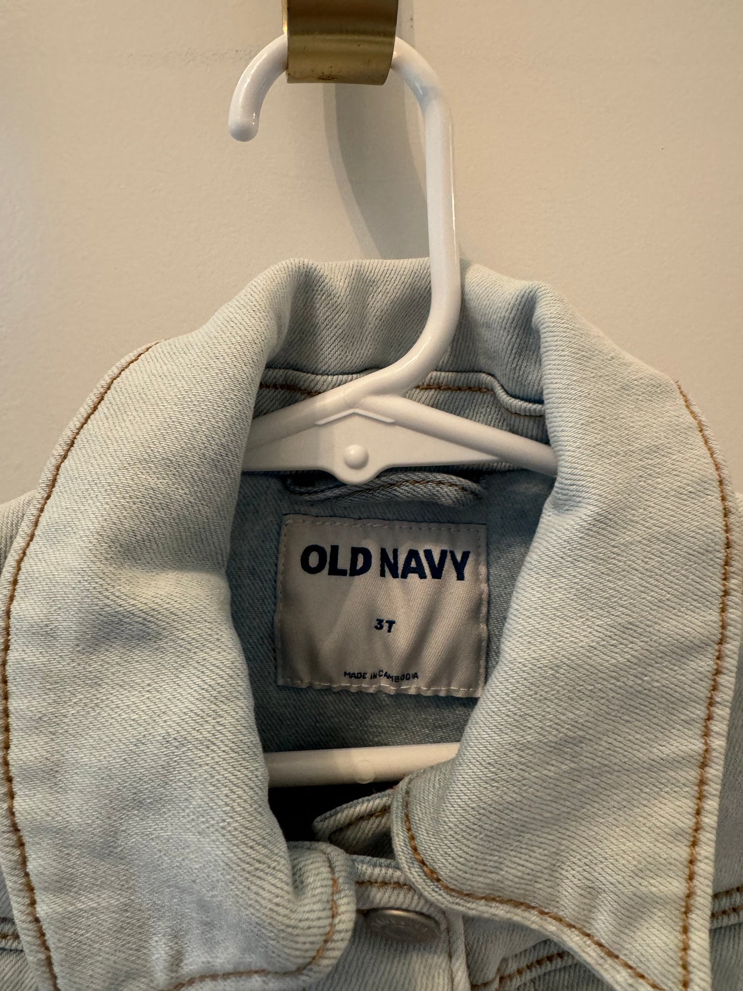 Old Navy Jean Jacket Toddler Size 3T Light Wash
