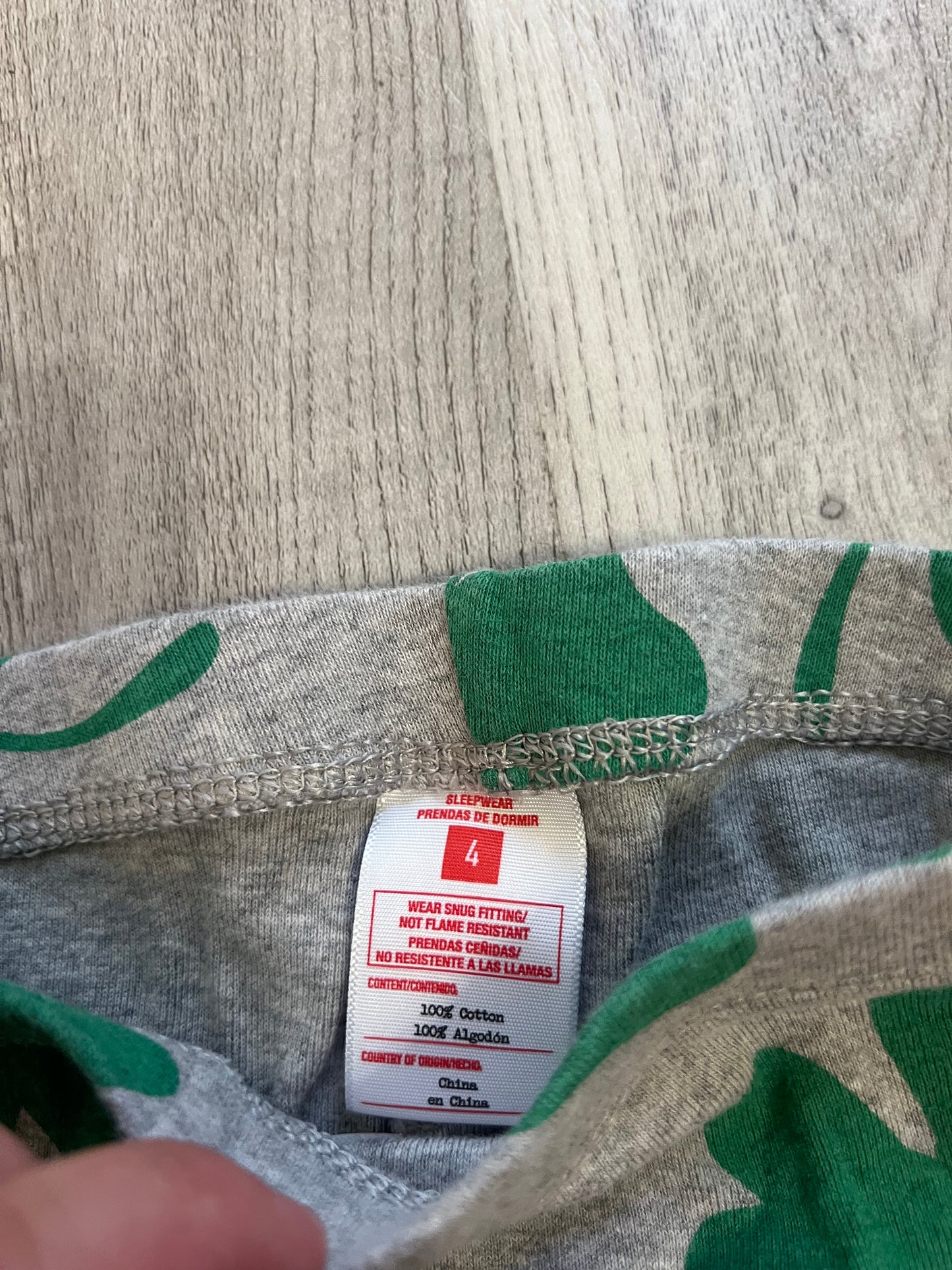 Four Leaf Clover Matching Set Pajamas Unisex Size 4 Years Heather Gray