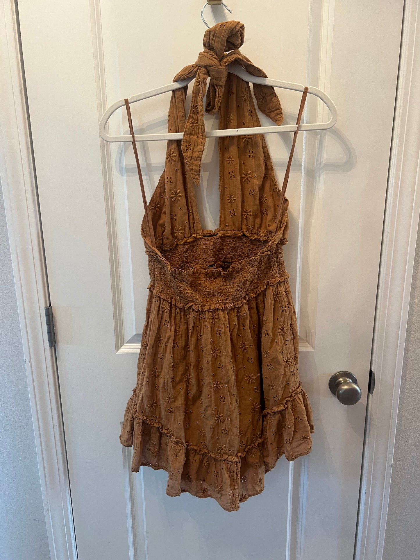 Aerie Halter Eyelet Dress Women’s Size Small 4-6 Brown