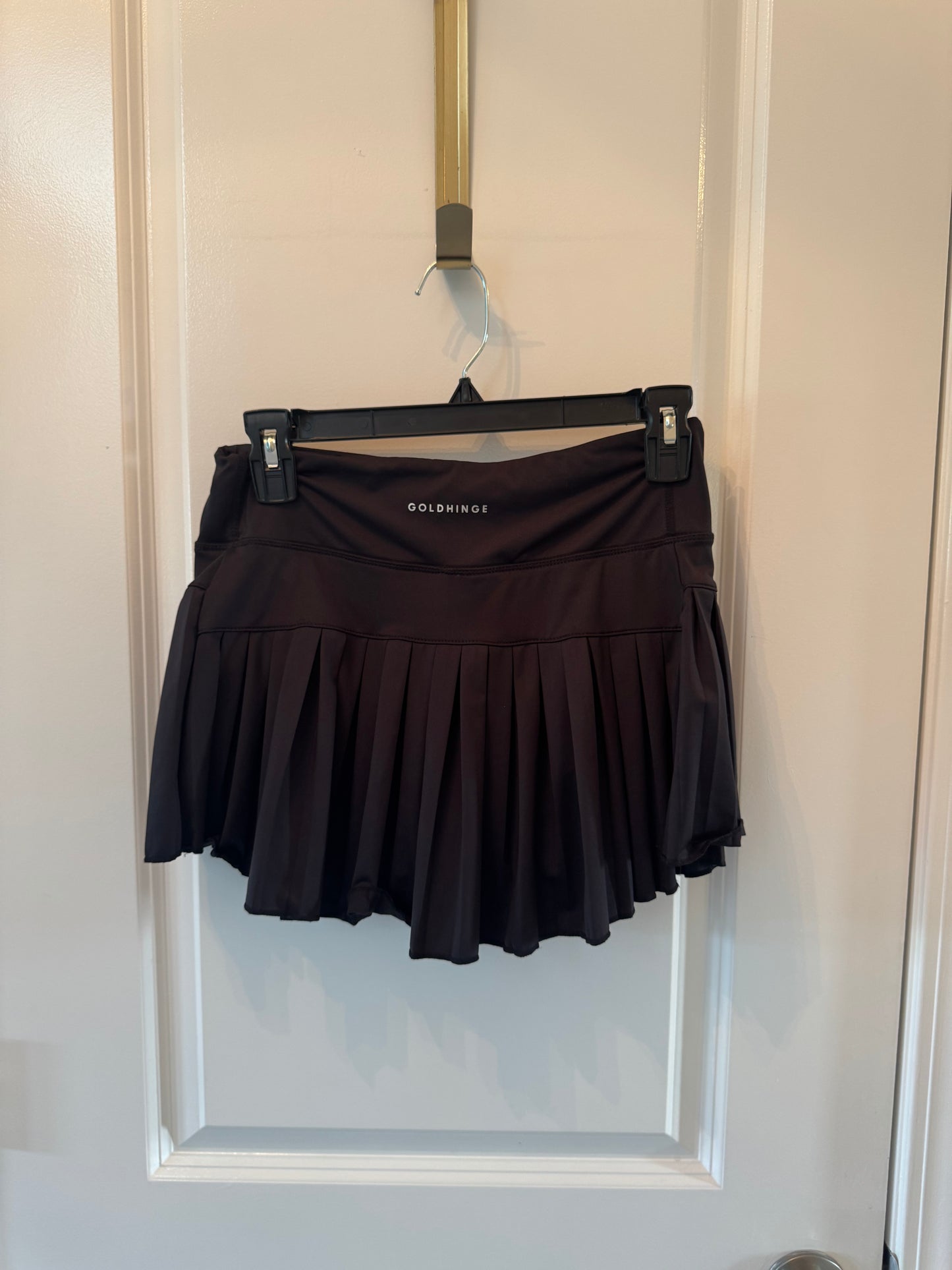 Gold Hinge Pleated Tennis Skirt Women’s Small Black