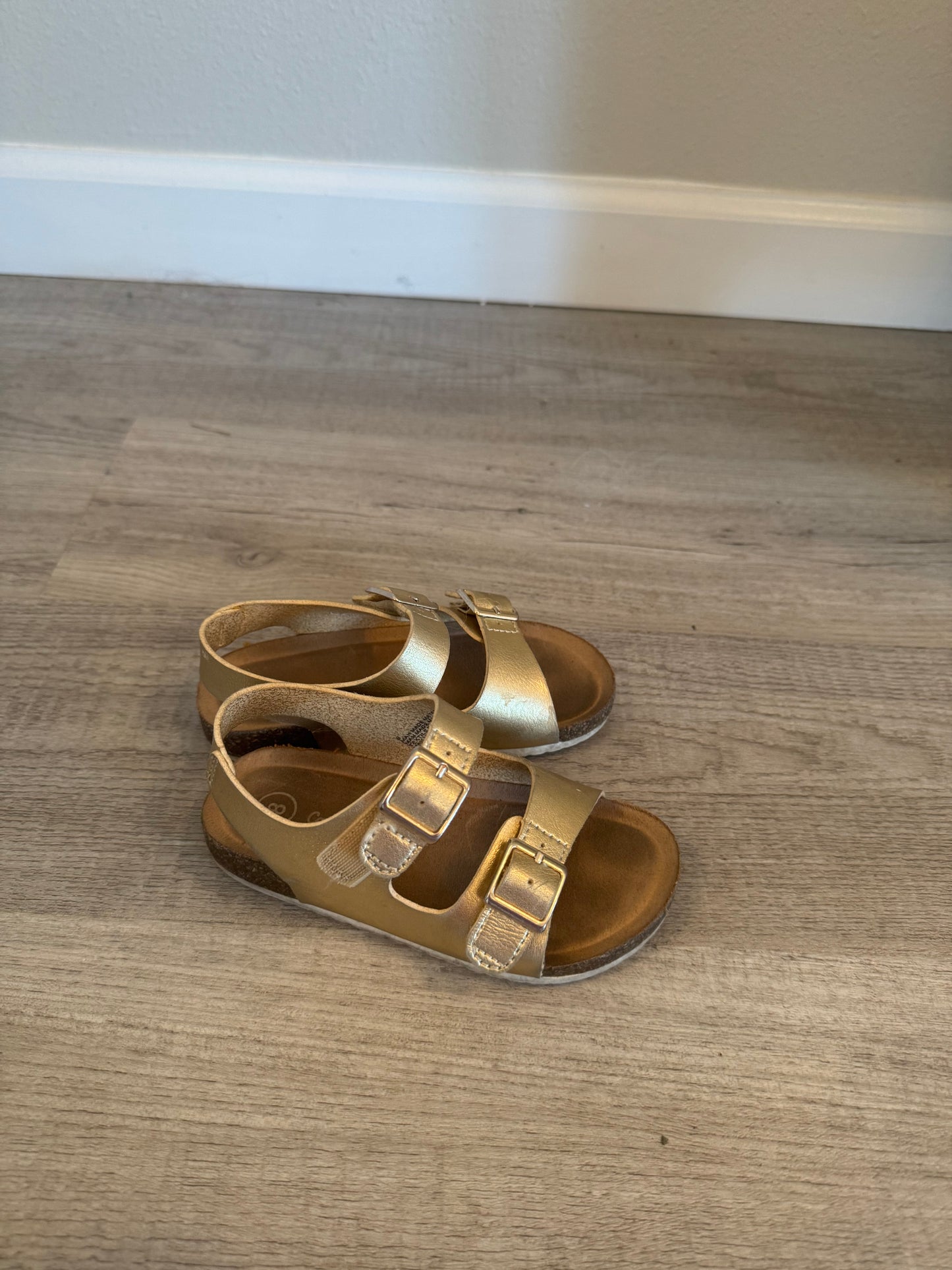 Toddler Girl Gold Sandals Size 8