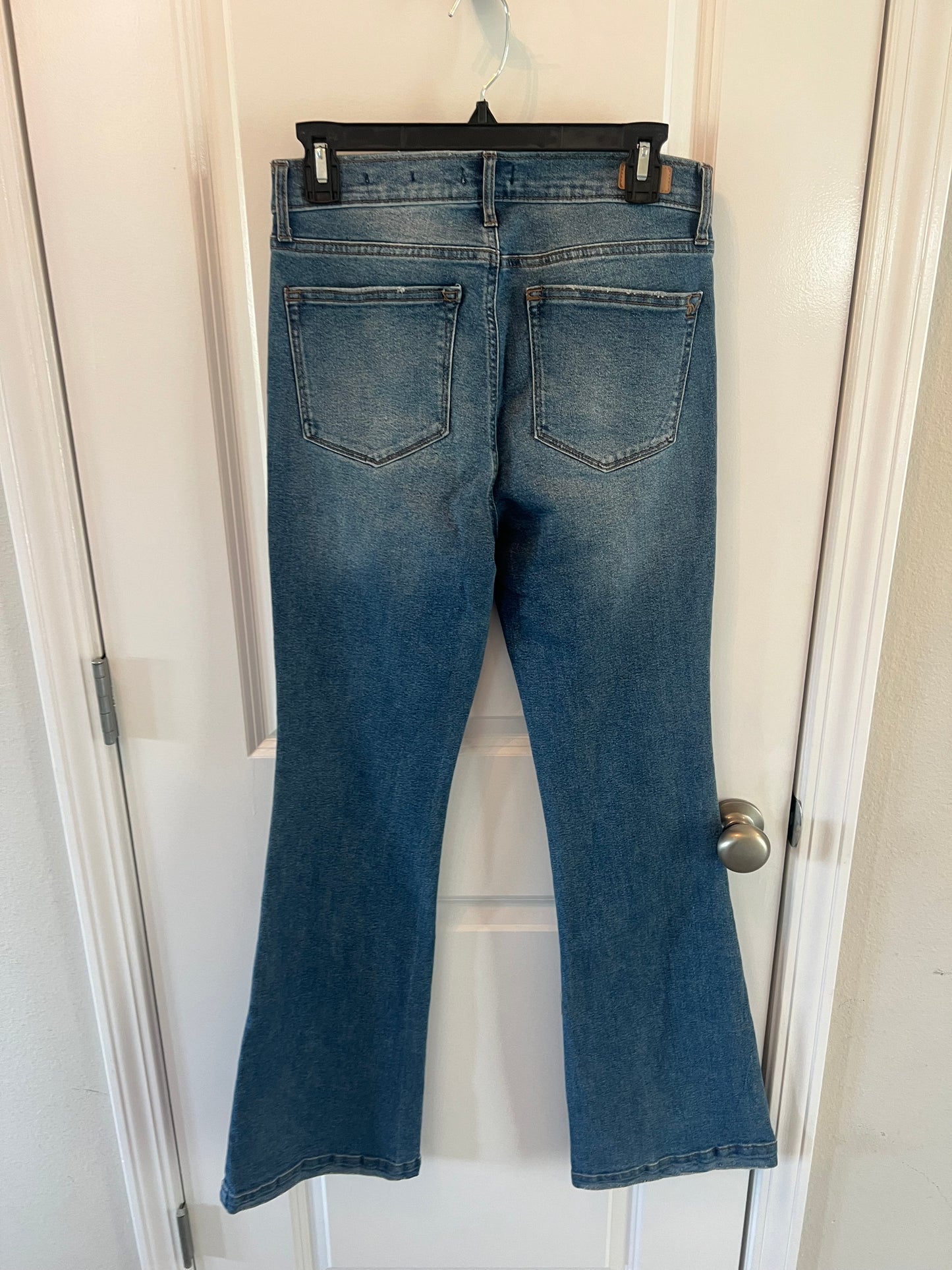 Sofia Flare Jeans Women’s Size 6 (28)