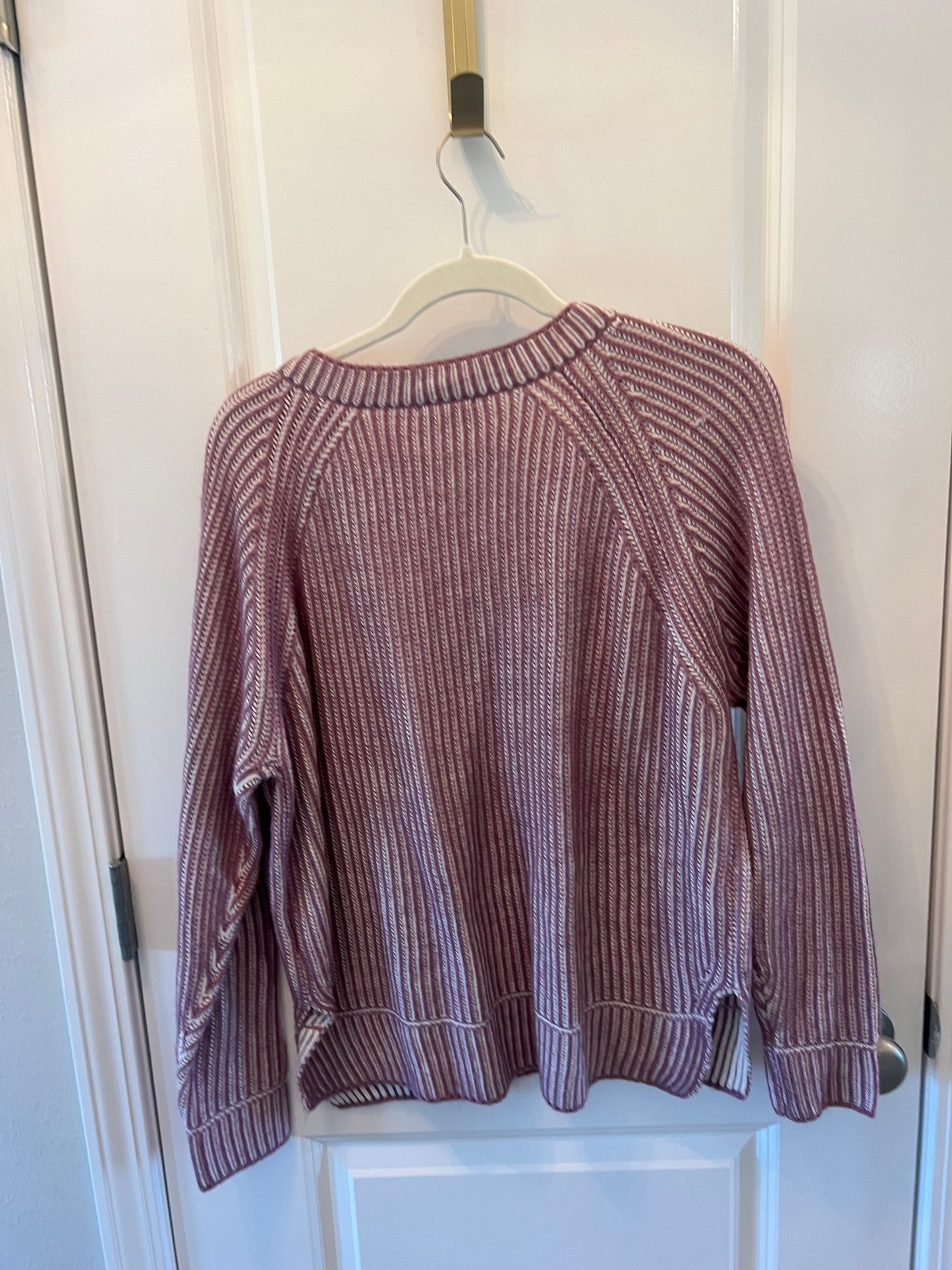 Women’s Sweater Small/Medium