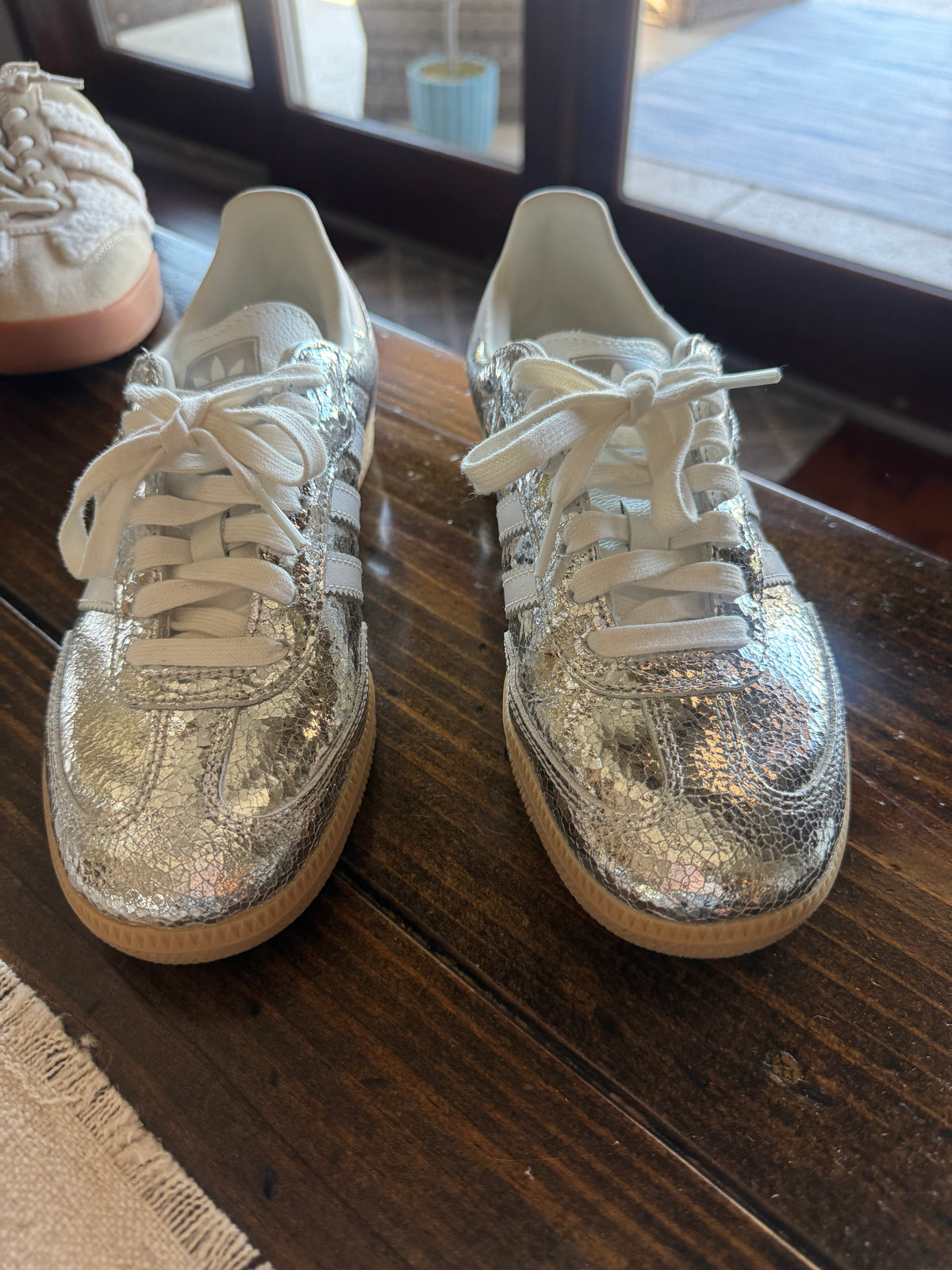 Adidas Women’s Metallic Size 7