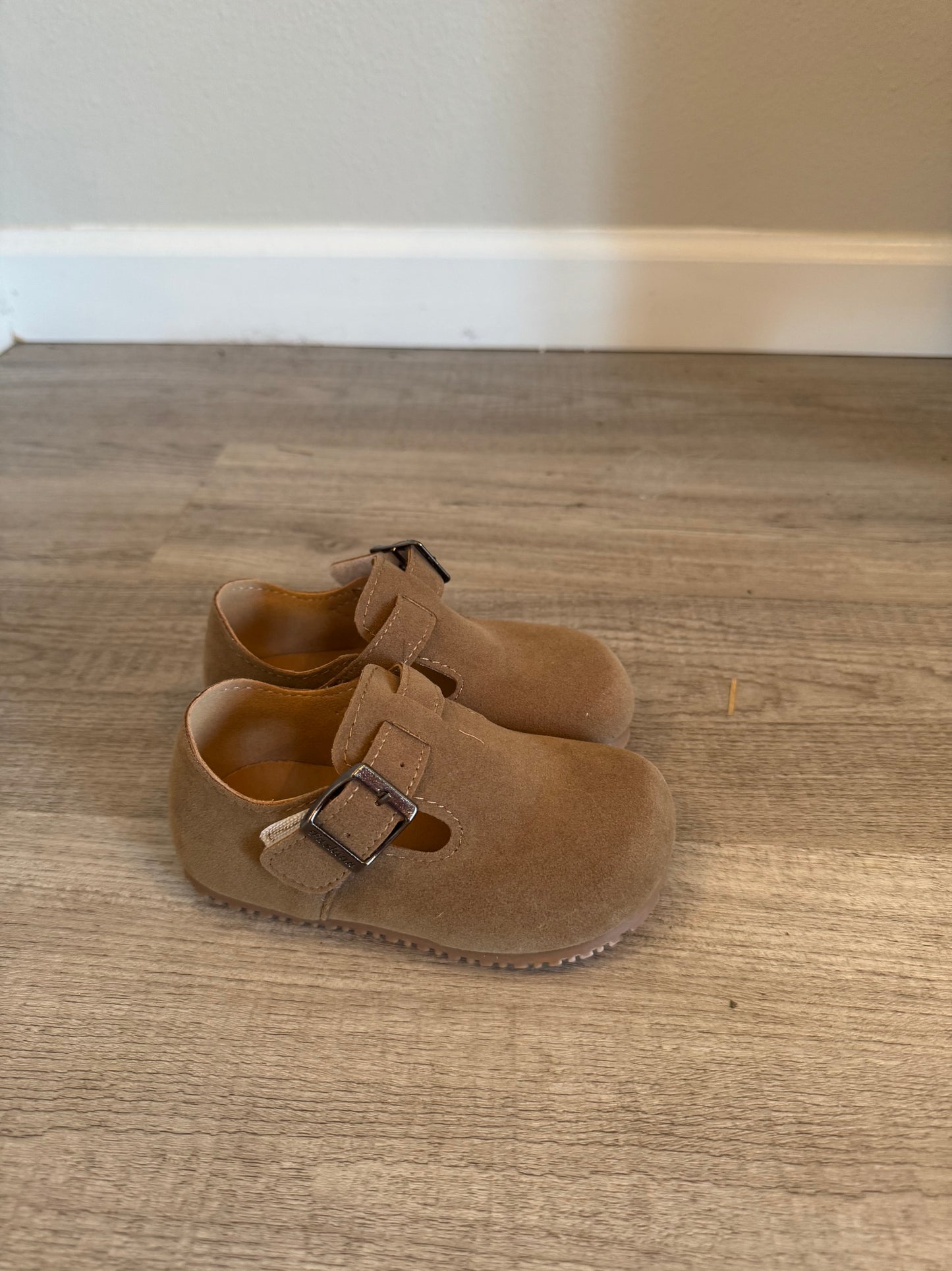 Toddler Brown Moccasins Size 8