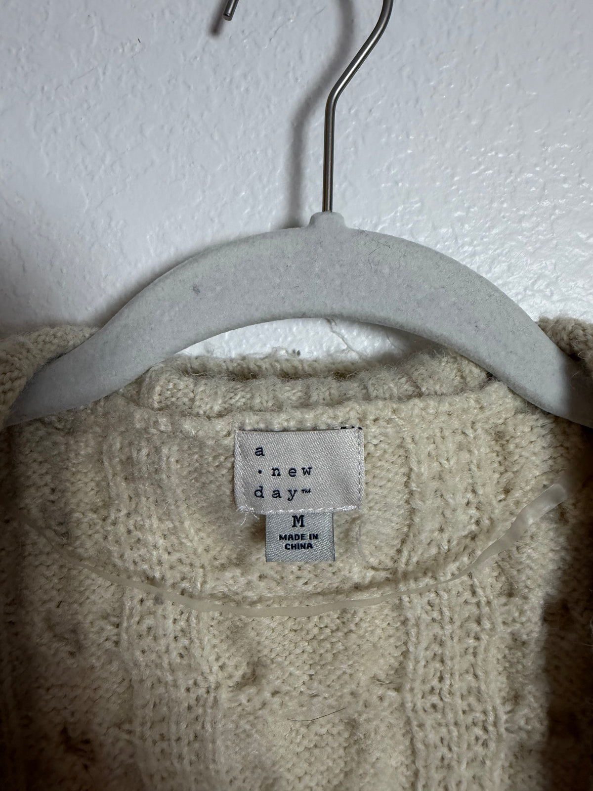 A New Day Cream Sweater Size Medium