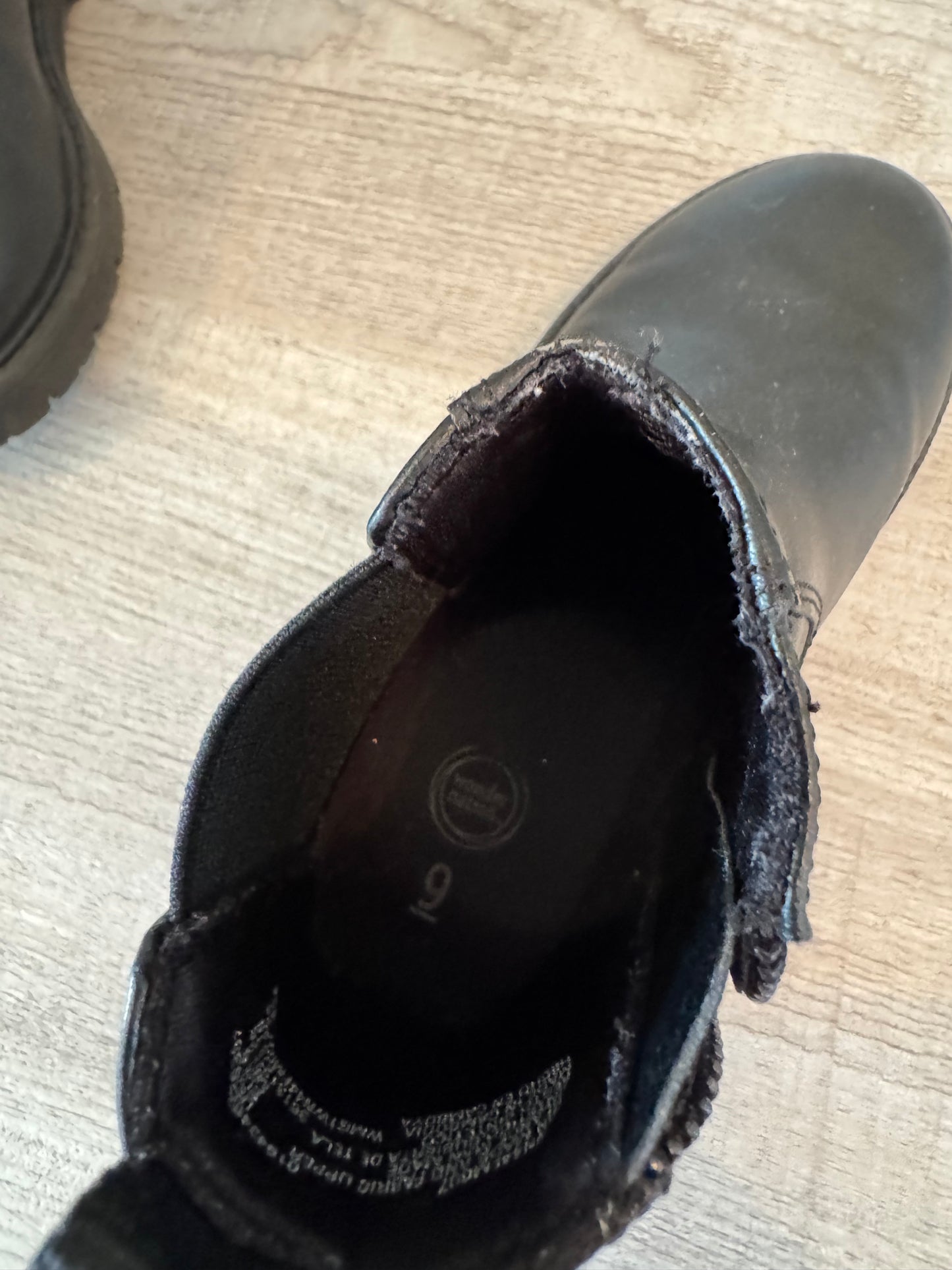Toddler Girl Black Boots Size 9