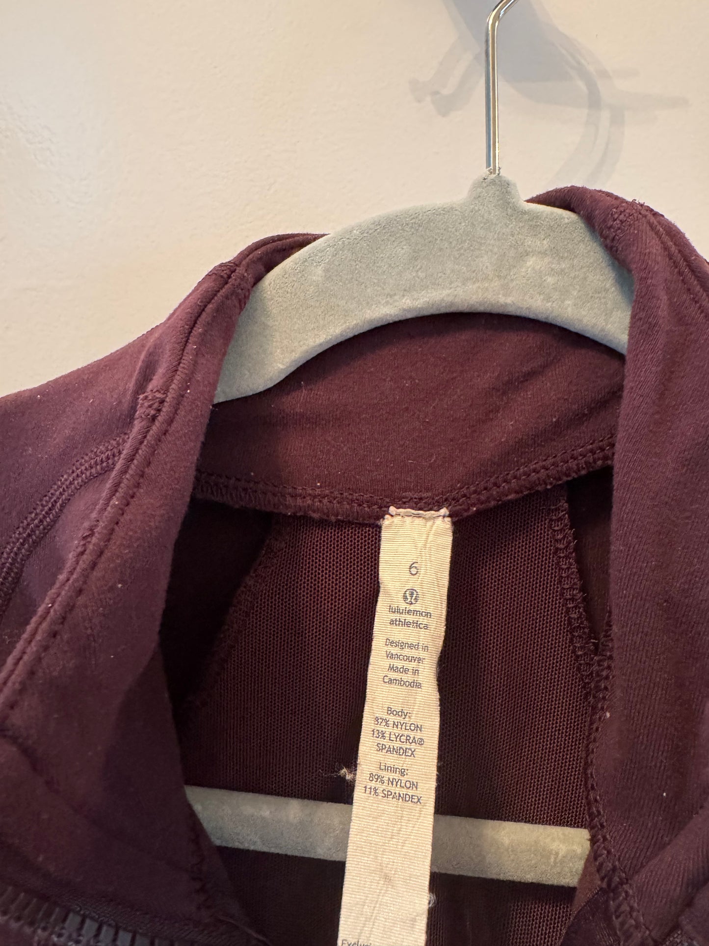 Lululemon Define Jacket Women’s 6 Deep Zinfandel