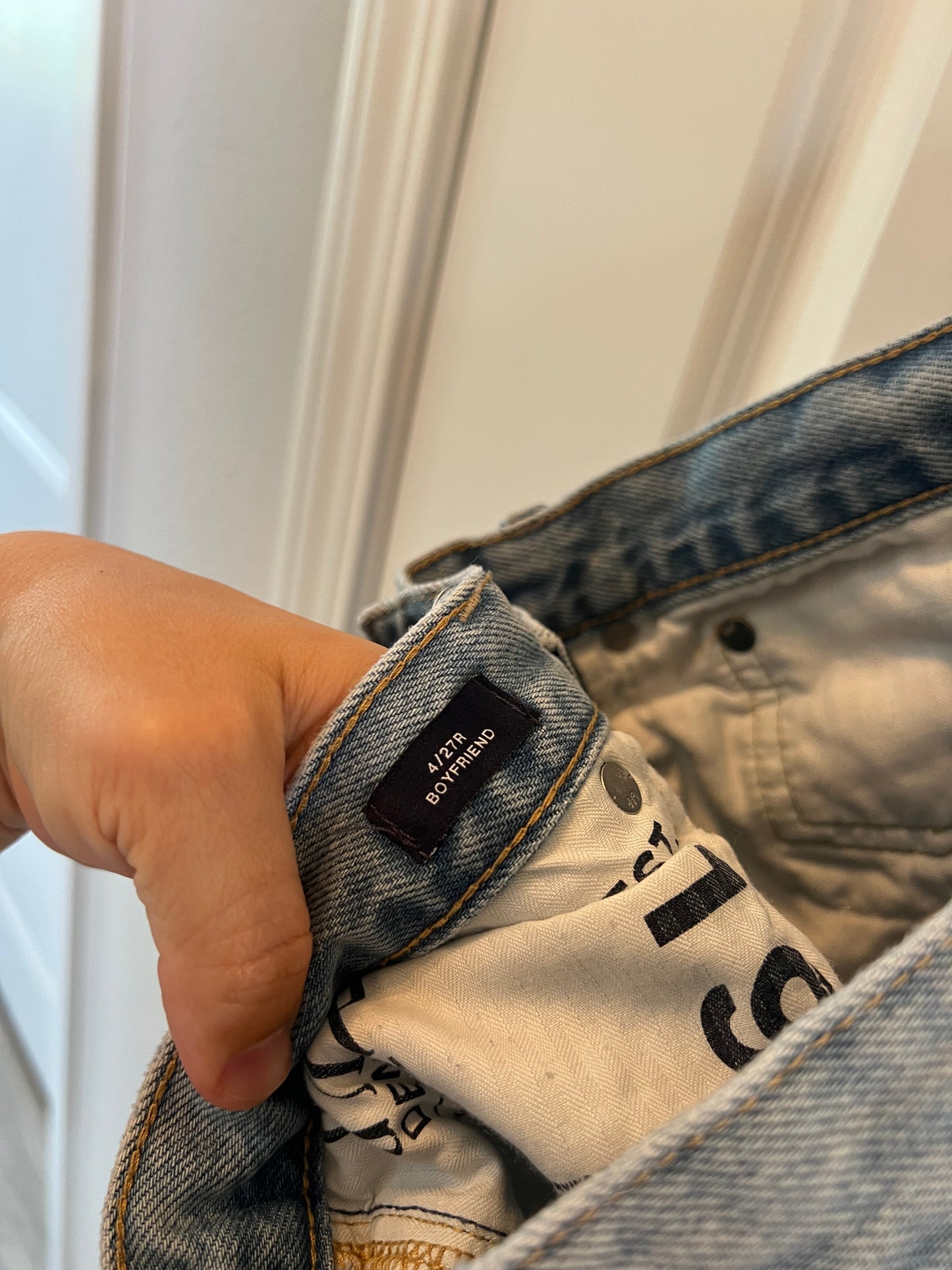 Gap Boyfriend Jeans Women’s Size 4/27 Reg