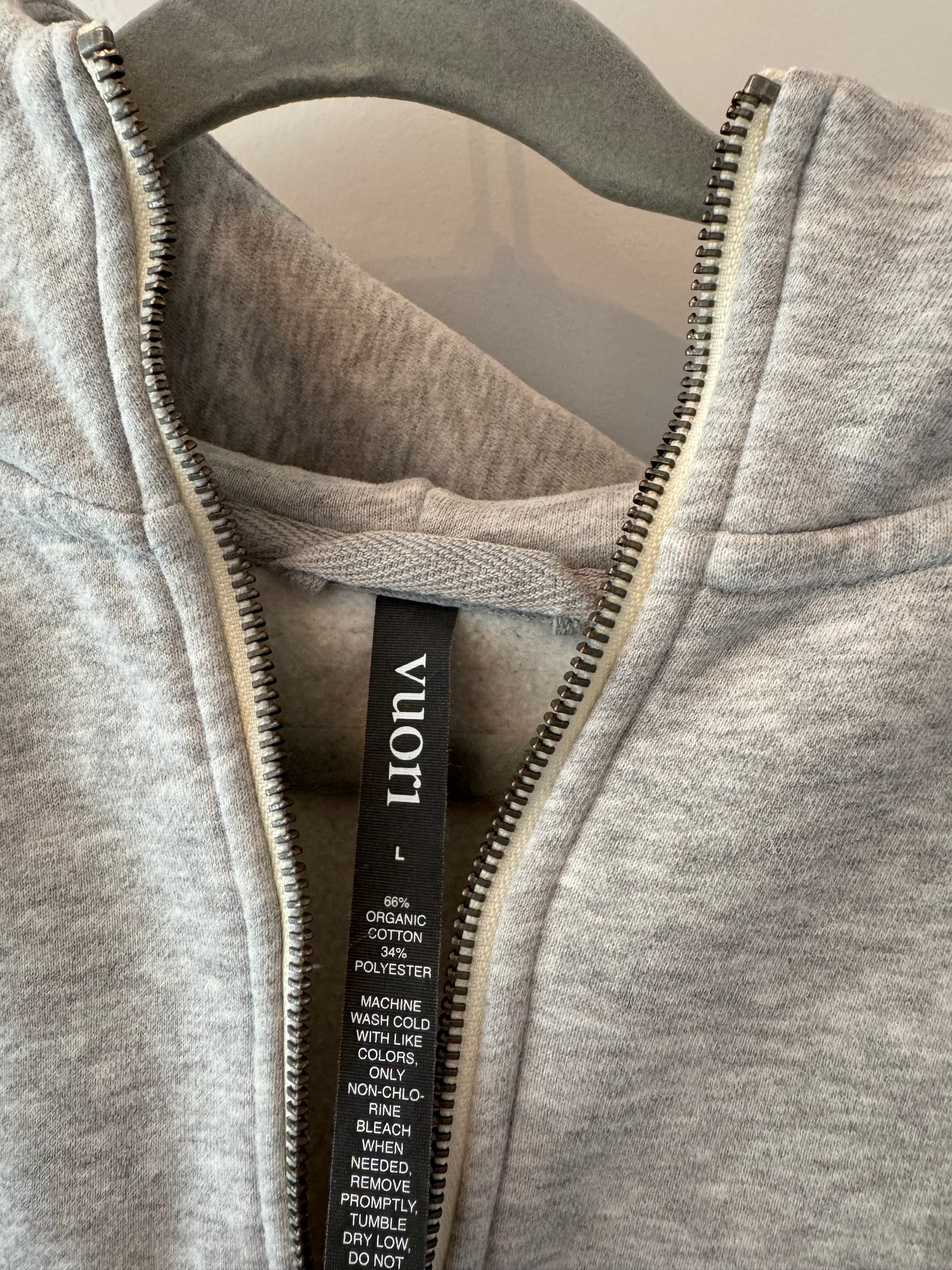 Women’s Vuori Hoodie Size Large