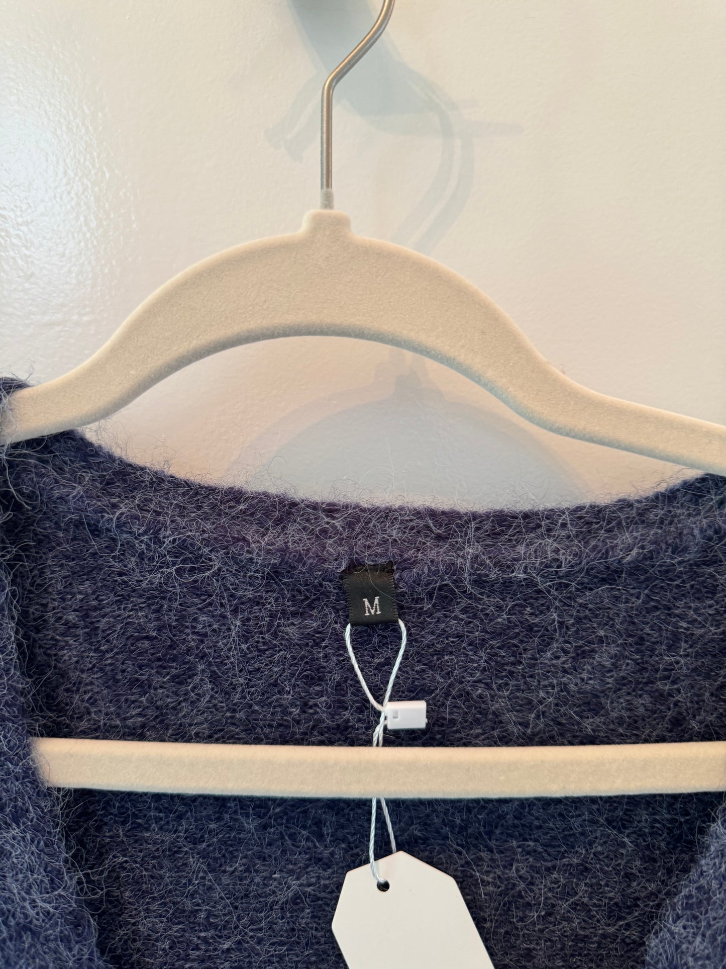 Bow Sweater Women’s Medium NWT Navy