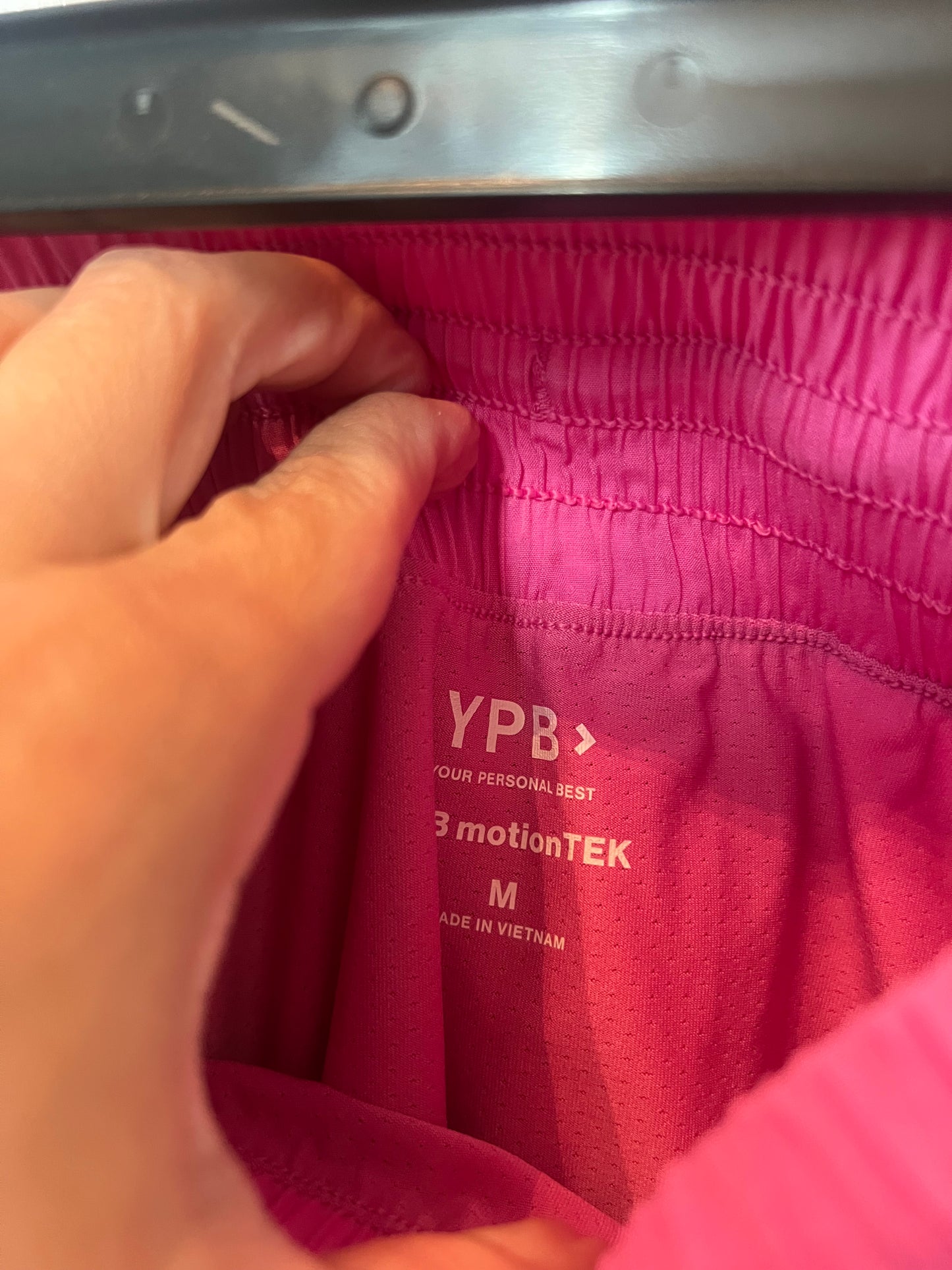 Abercrombie YPB MotionTek Active Shorts Women’s Size Medium 8-10 Pink