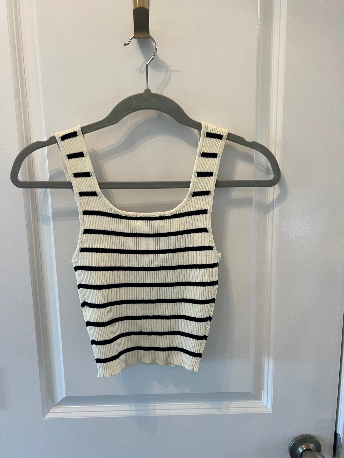 The Workshop Black & Cream Tank Size Small