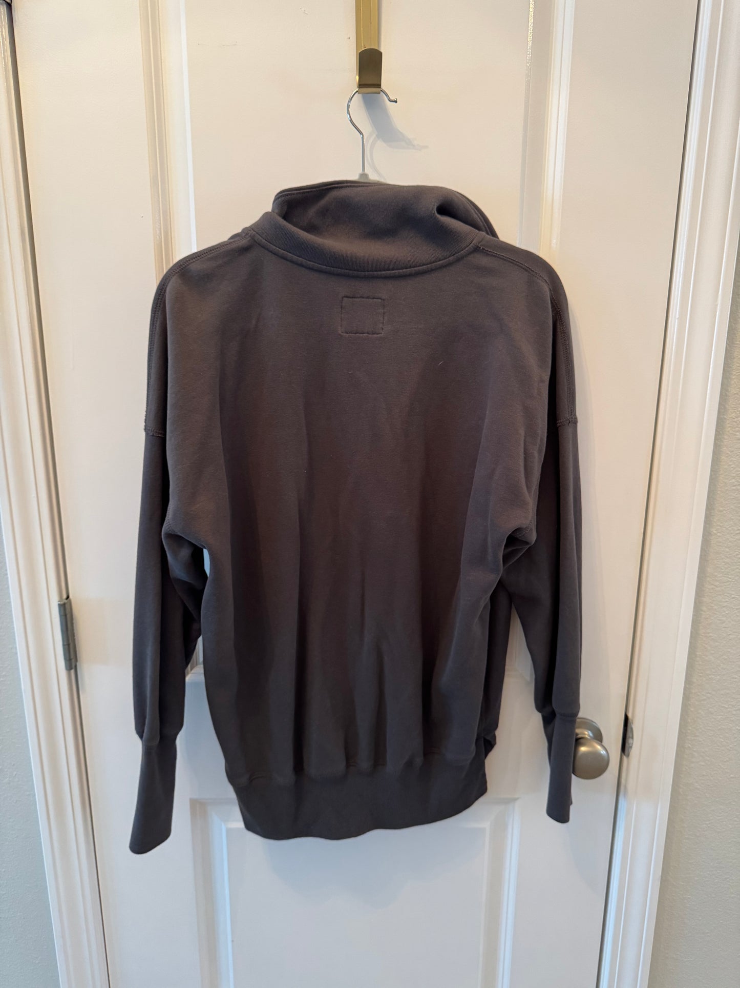 Abercrombie & Fitch Women’s Pullover Size Small