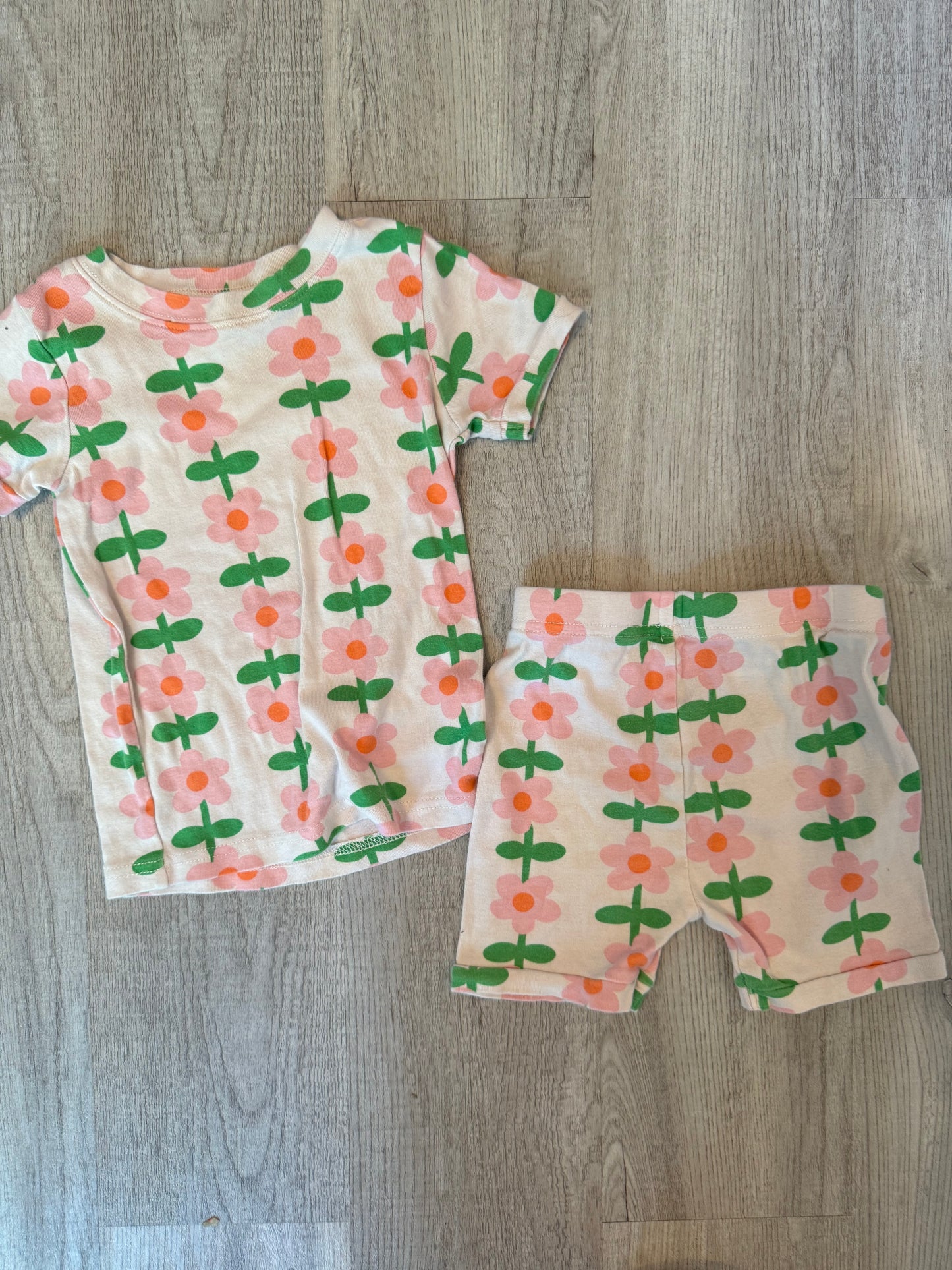 Old Navy Pajamas Size 4 years