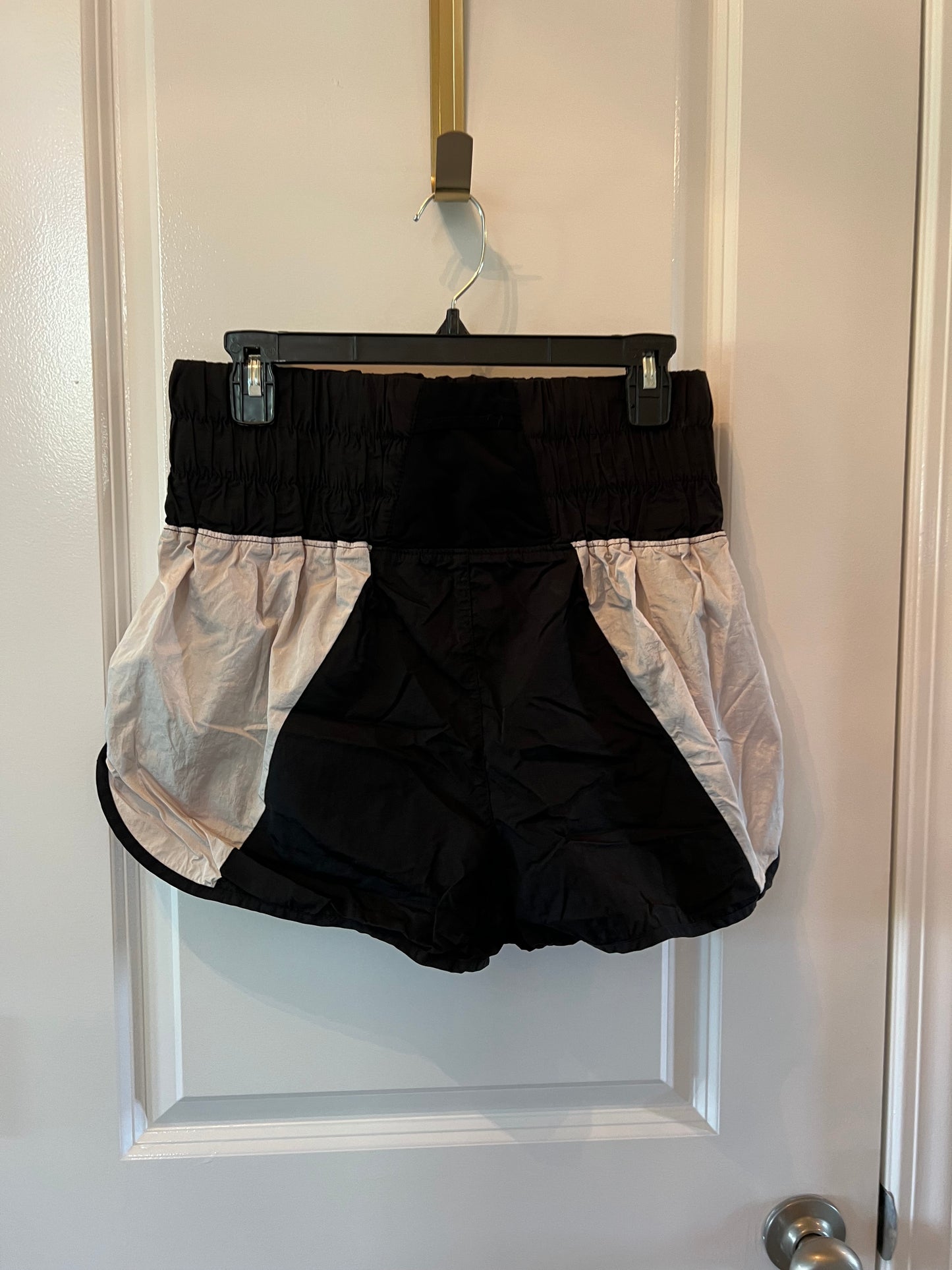 Free People FP Movement Color Block Active Shorts Women’s Size Large 12-14 Black