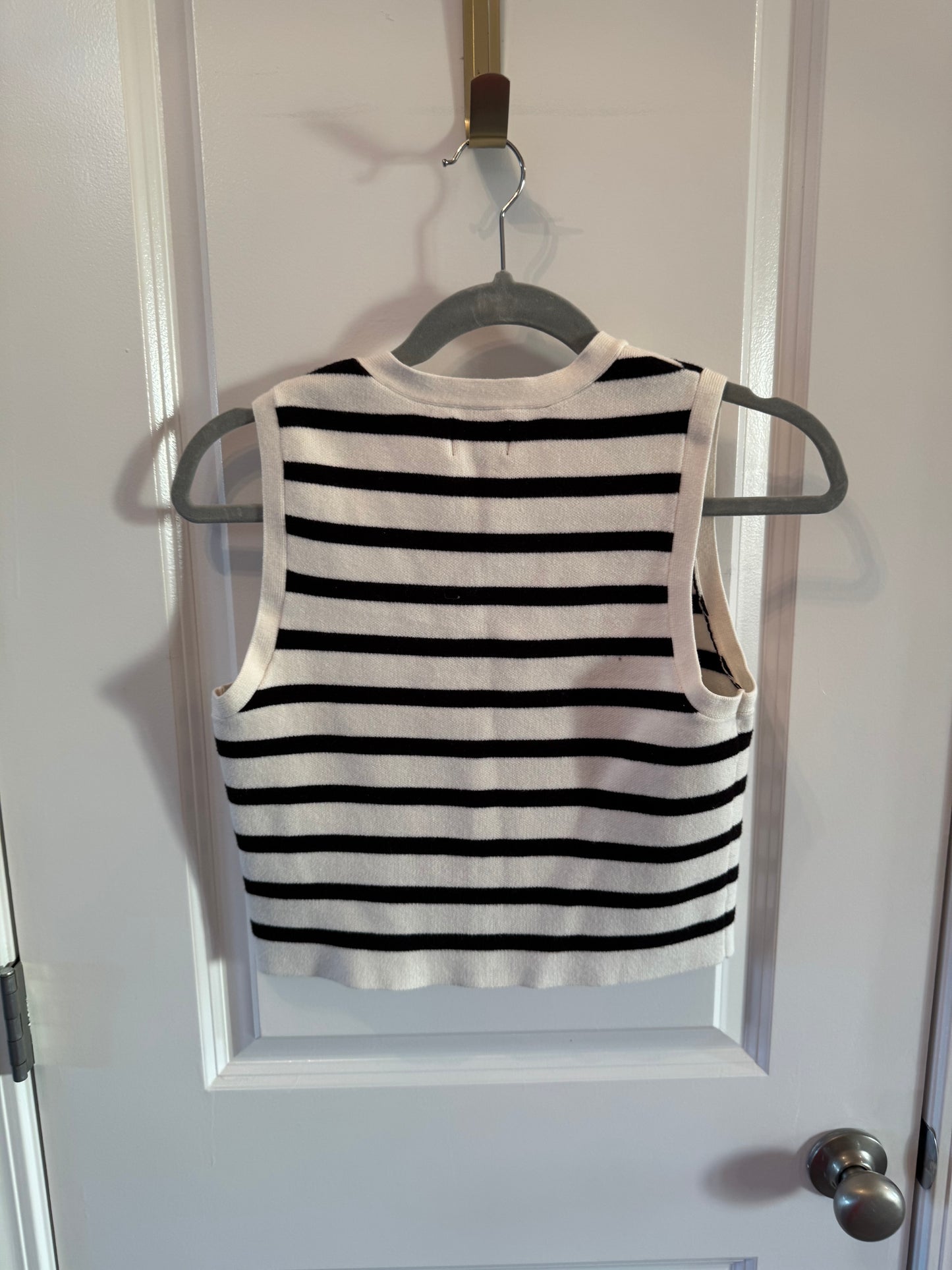 Major Label Group Stripe Knit Vest Women’s Small Cream