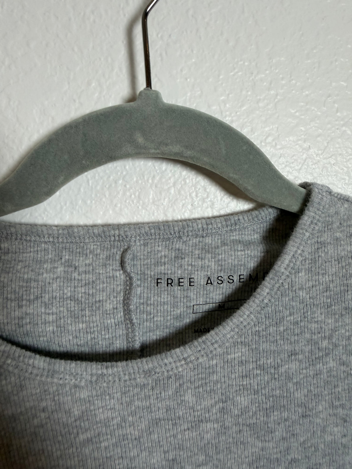 Free Assembly Top Size Medium