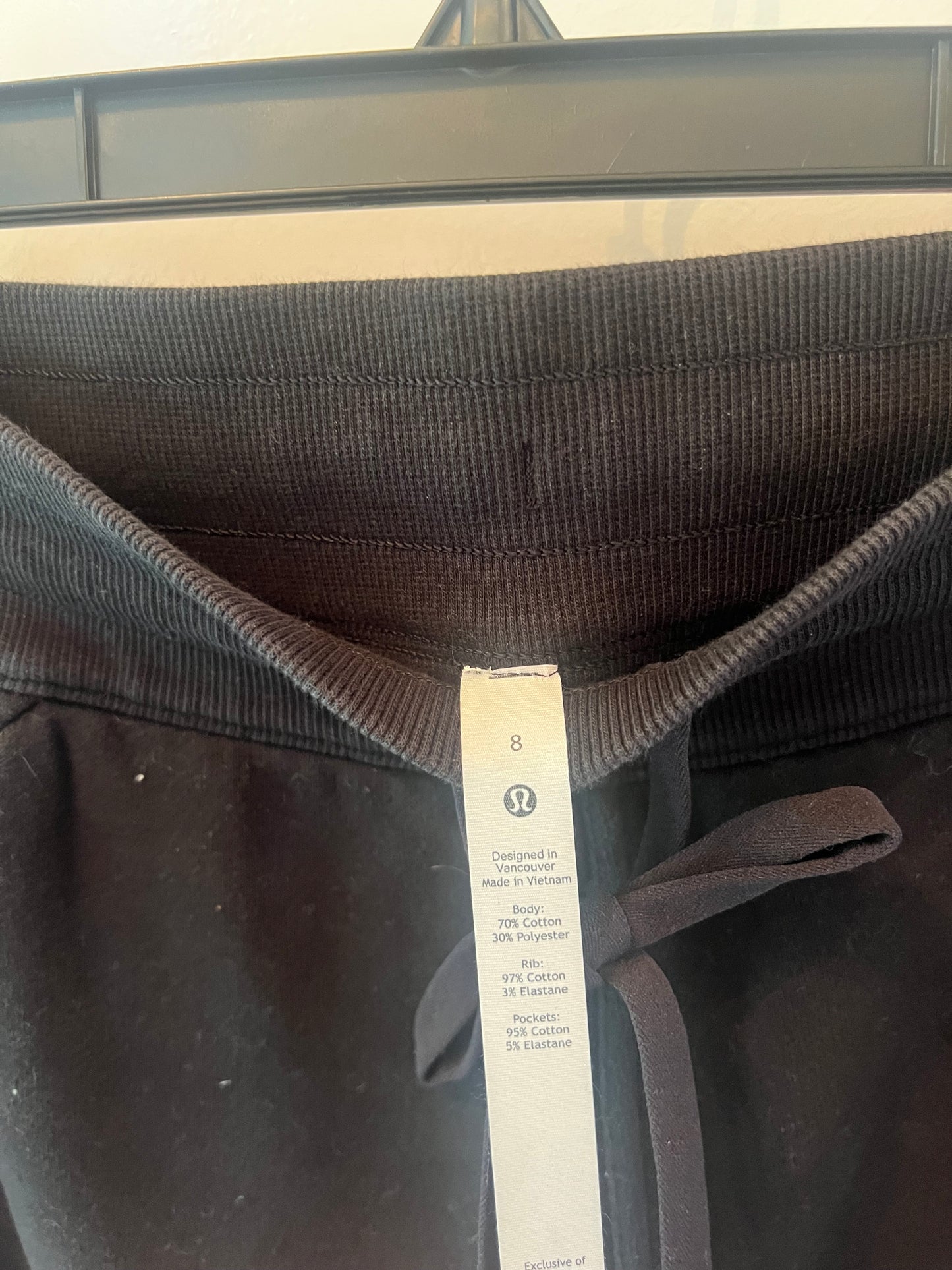 Women’s Lululemon Black Joggers Size 8