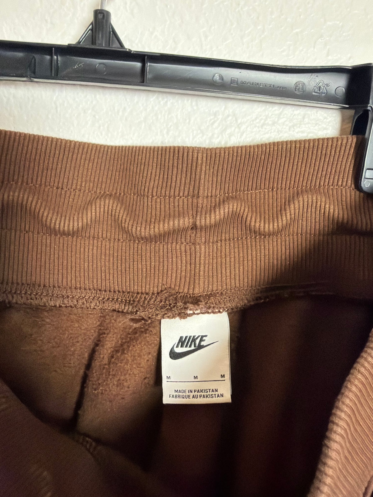Women’s Nike Joggers Size Medium