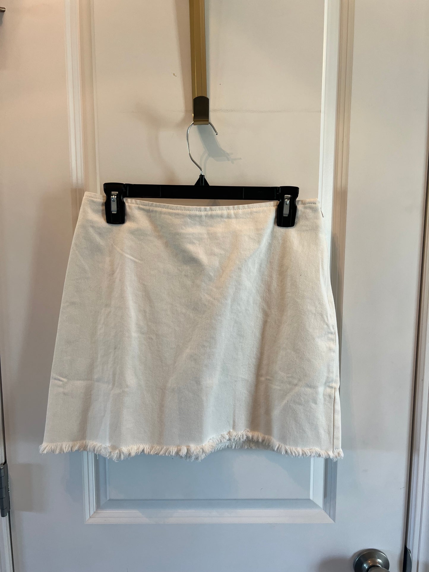 Pink Lily Raw Hem Denim Skirt Women’s Small White
