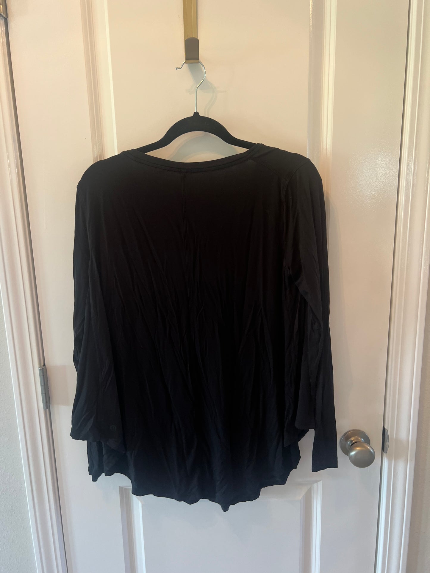 Lululemon VNeck Long Sleeve Tunic Women’s Size 8 Black