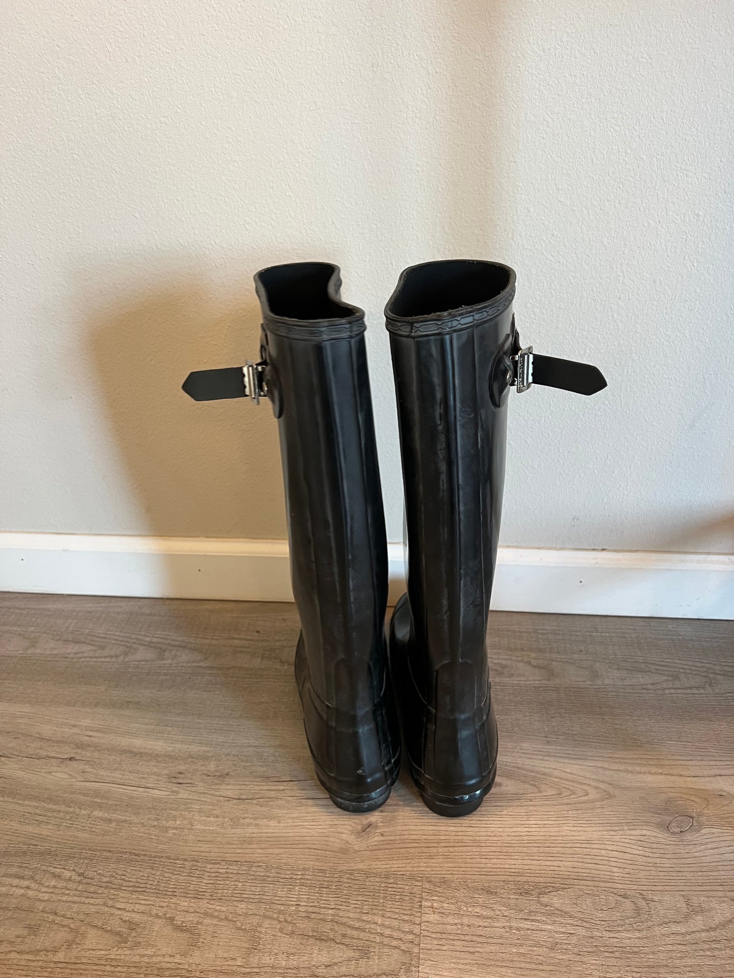 Hunter Original Tall Rain Boots Women’s Size 8 Black