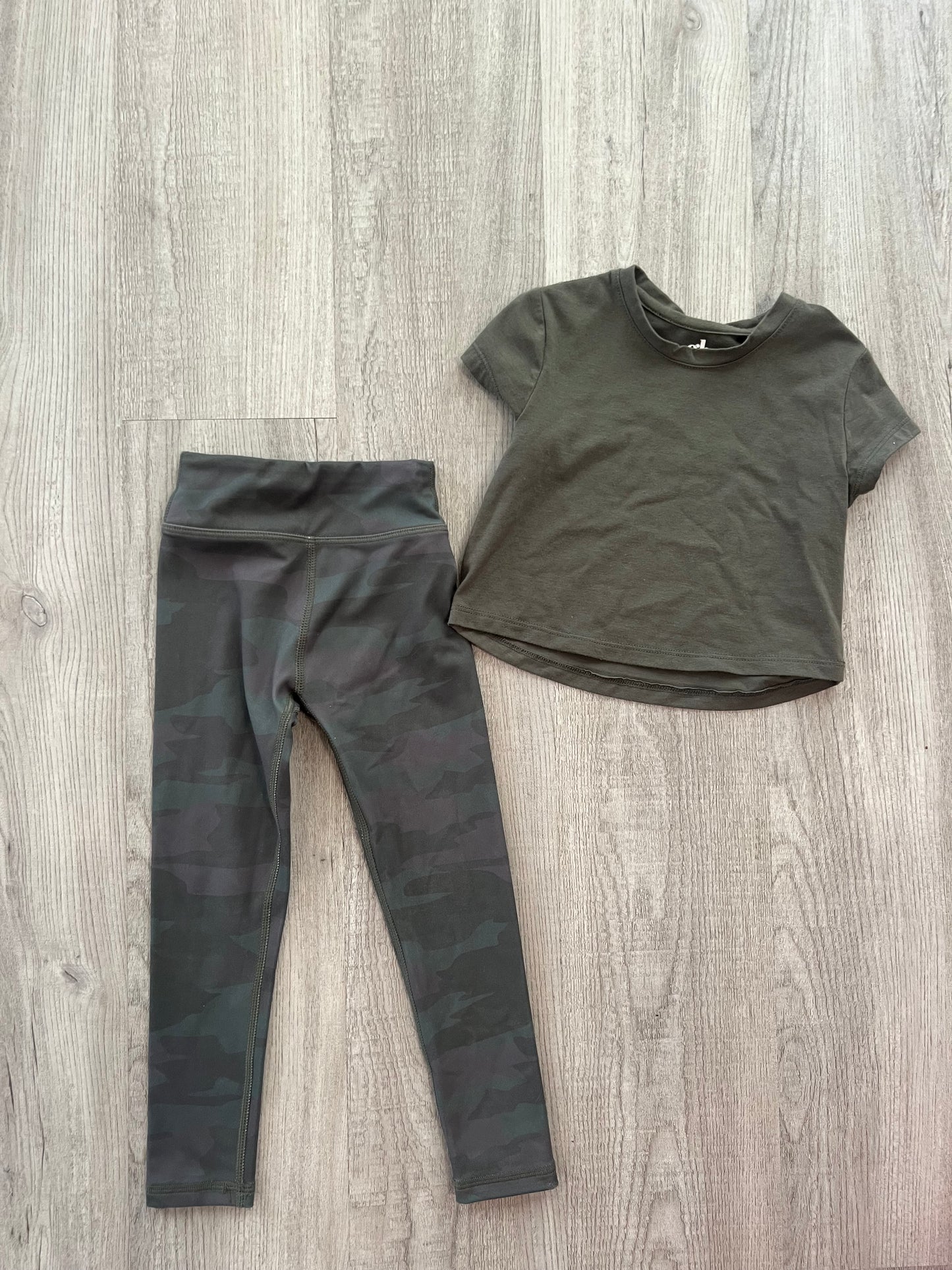 GB Matching Set Toddler Girl Size 2T Camo Green