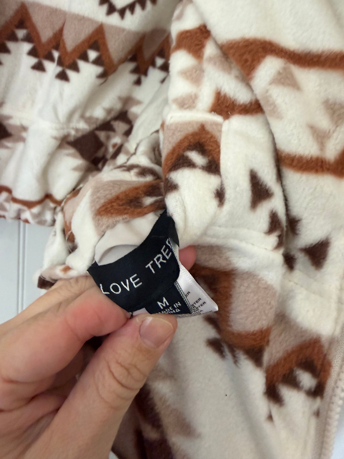 Love Tree Corduroy Puffer Vest Women’s Medium Cream