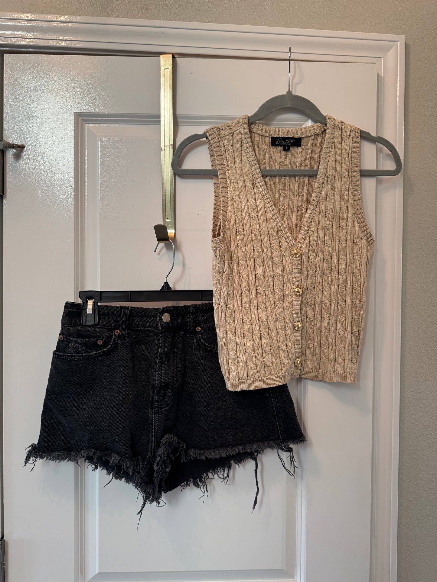 Outfit bundle- size small top & size 28 shorts