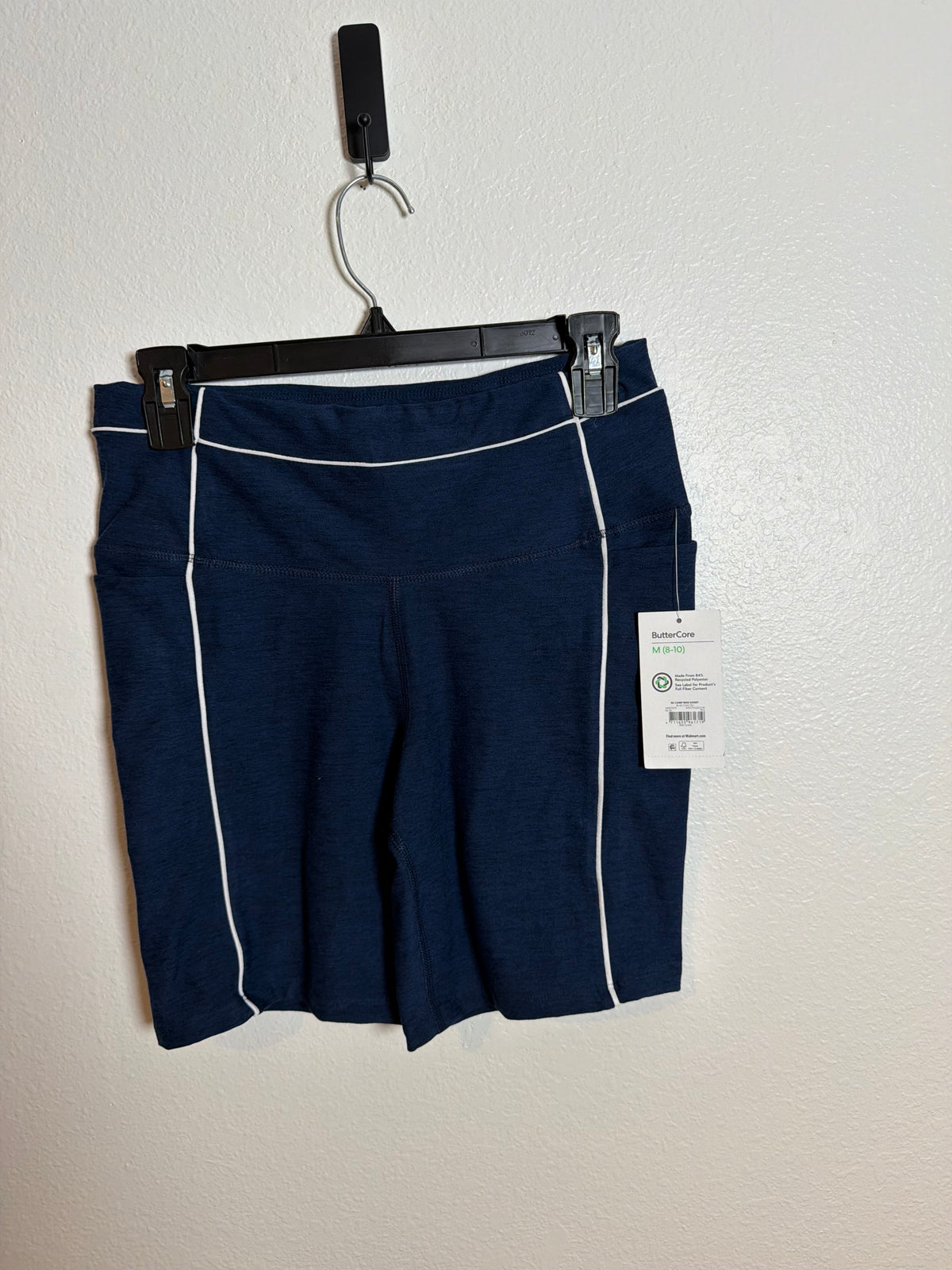 Women’s Navy Biker Short Size Medium