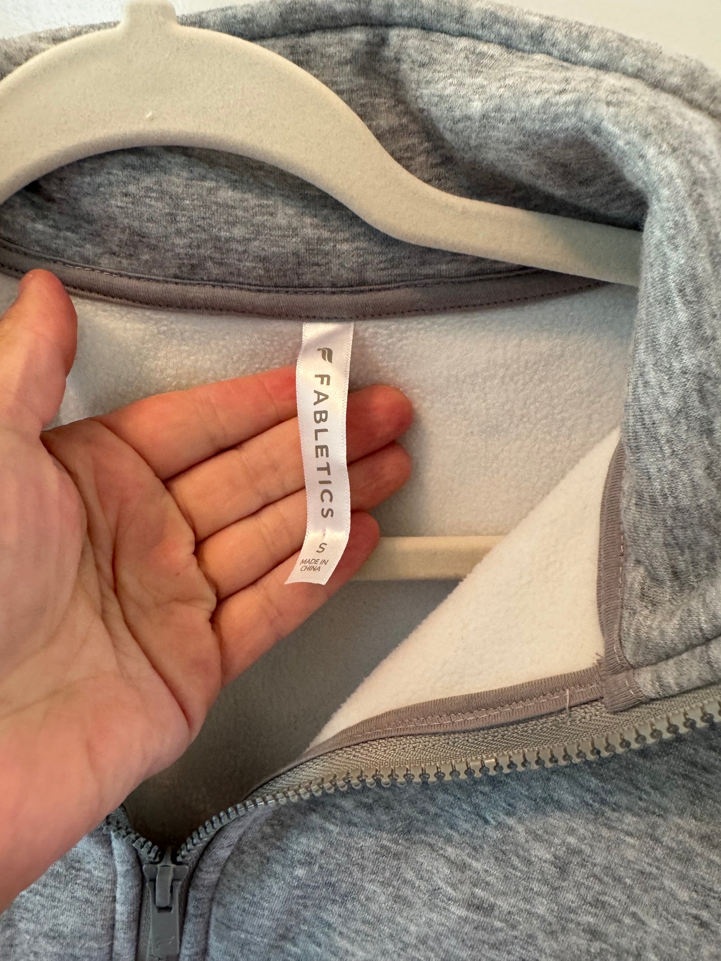 Fabletics Go-To Half Zip Sweatshirt Women’s Small Heather Gray