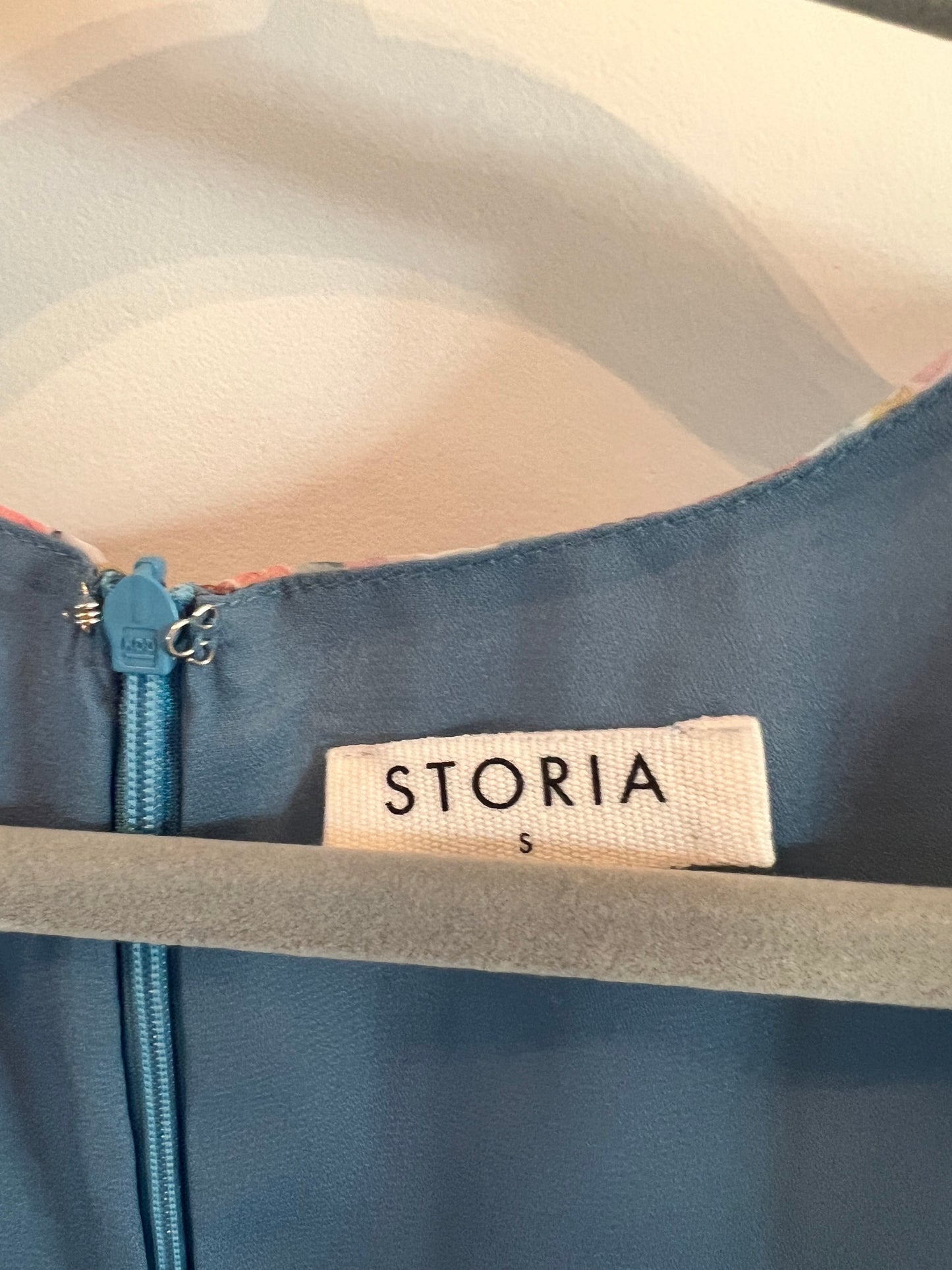 Storia Ditzy Floral Puff Sleeve Dress Women’s Size Small 4-6 Blue