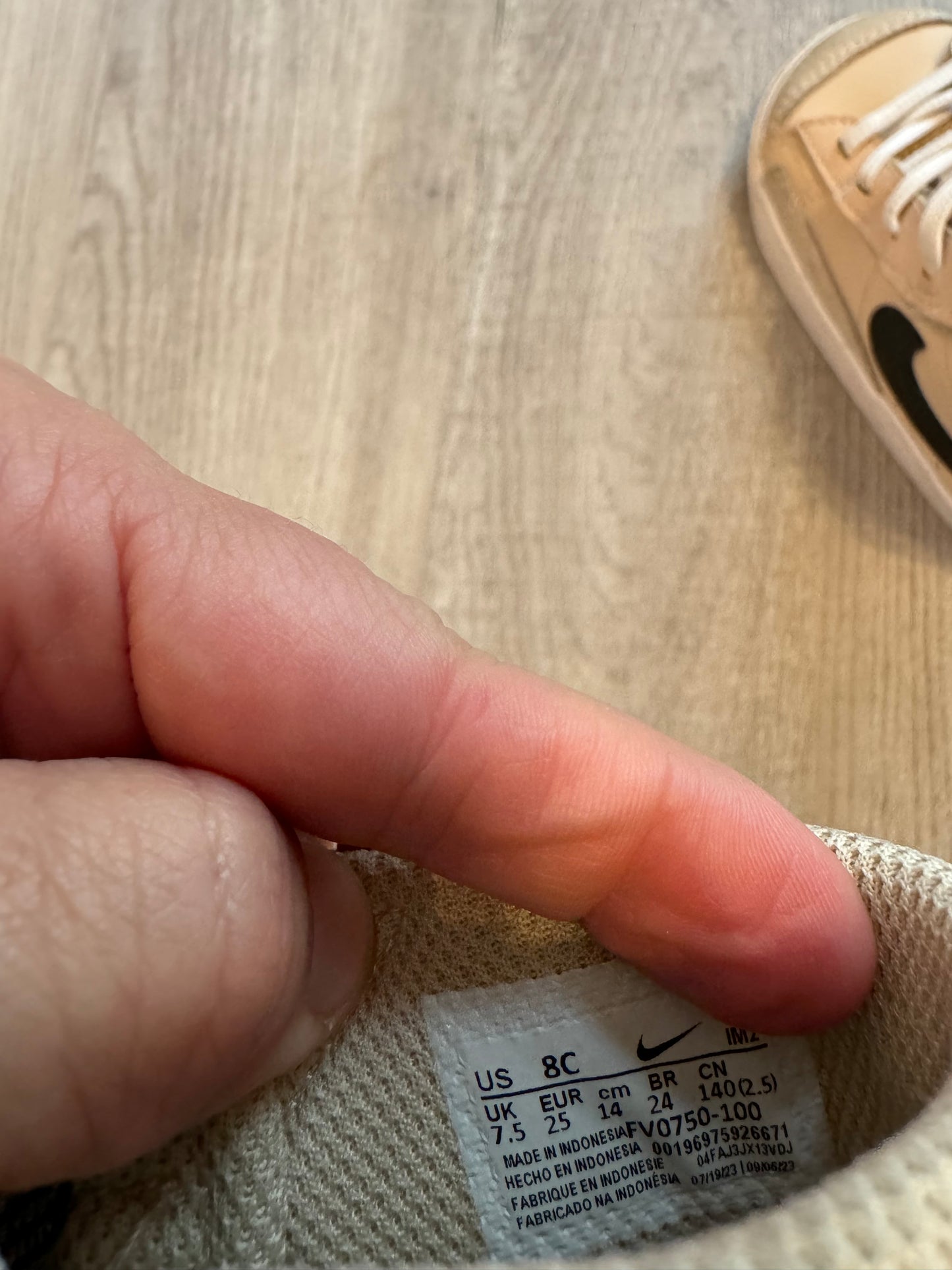 Nike Hightop Sneakers Toddler Size 8 Cream