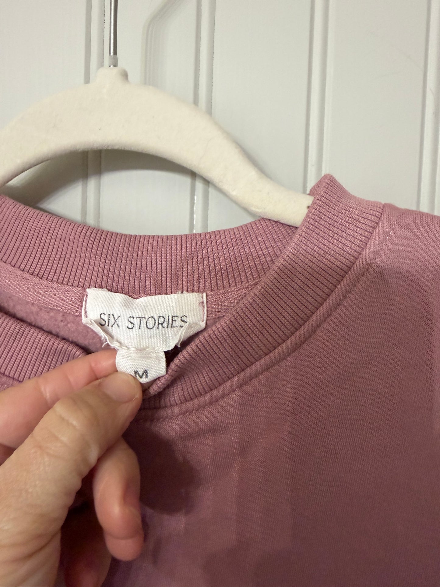 Six Stories Honey Sweatshirt Women’s Medium Blush