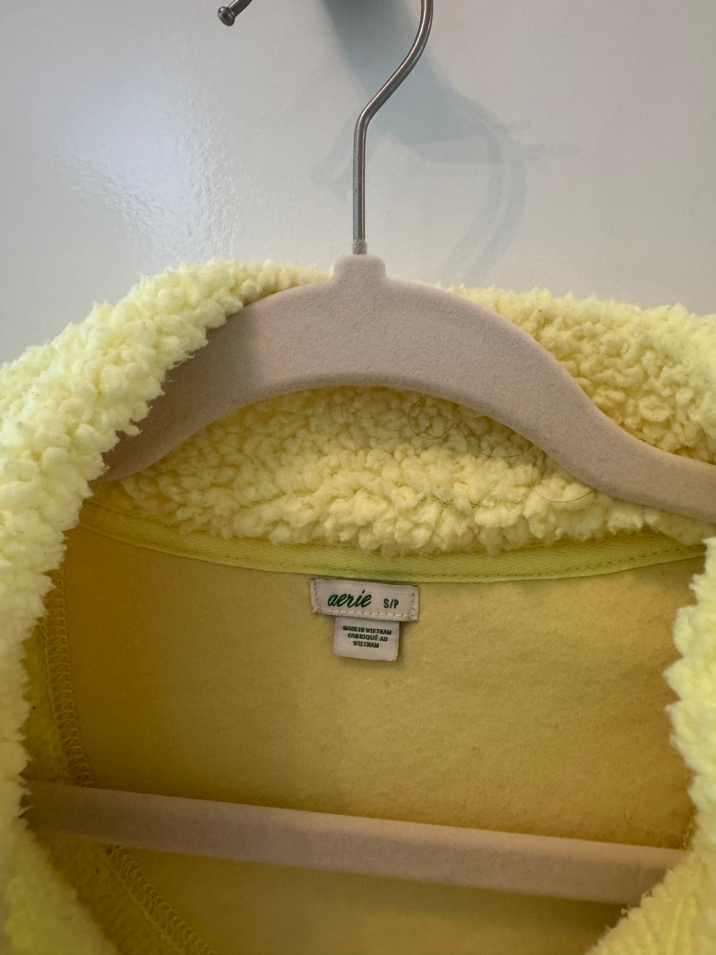 Aerie Oversized Cloud Sherpa Women’s Small