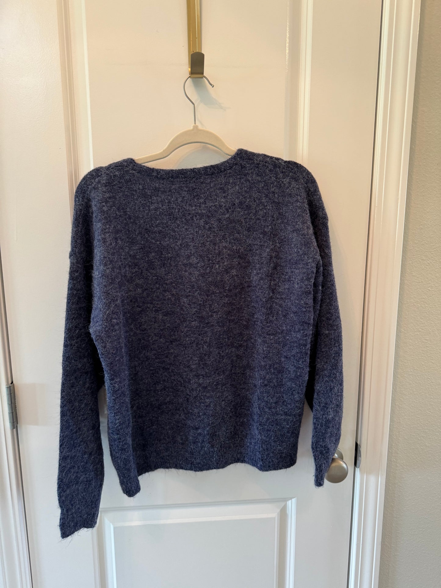 Bow Sweater Women’s Medium NWT Navy